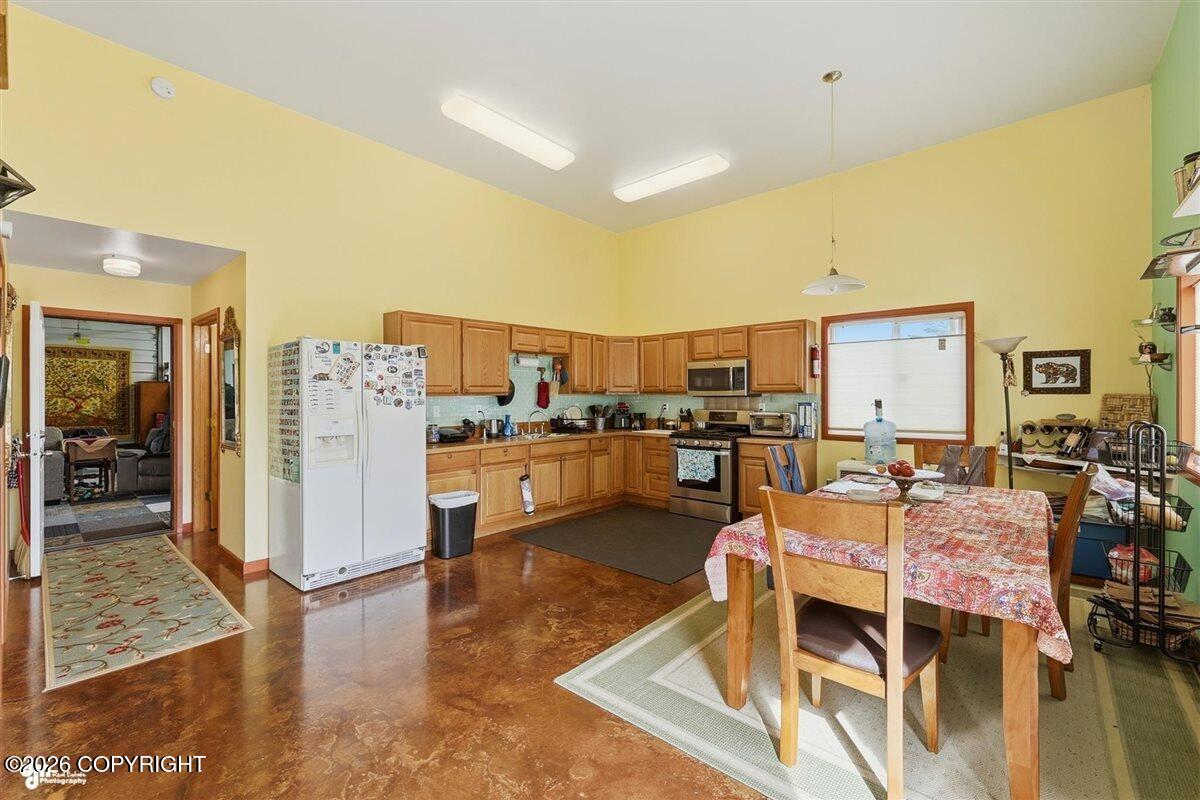 21045 Starlight Street Property Photo 10