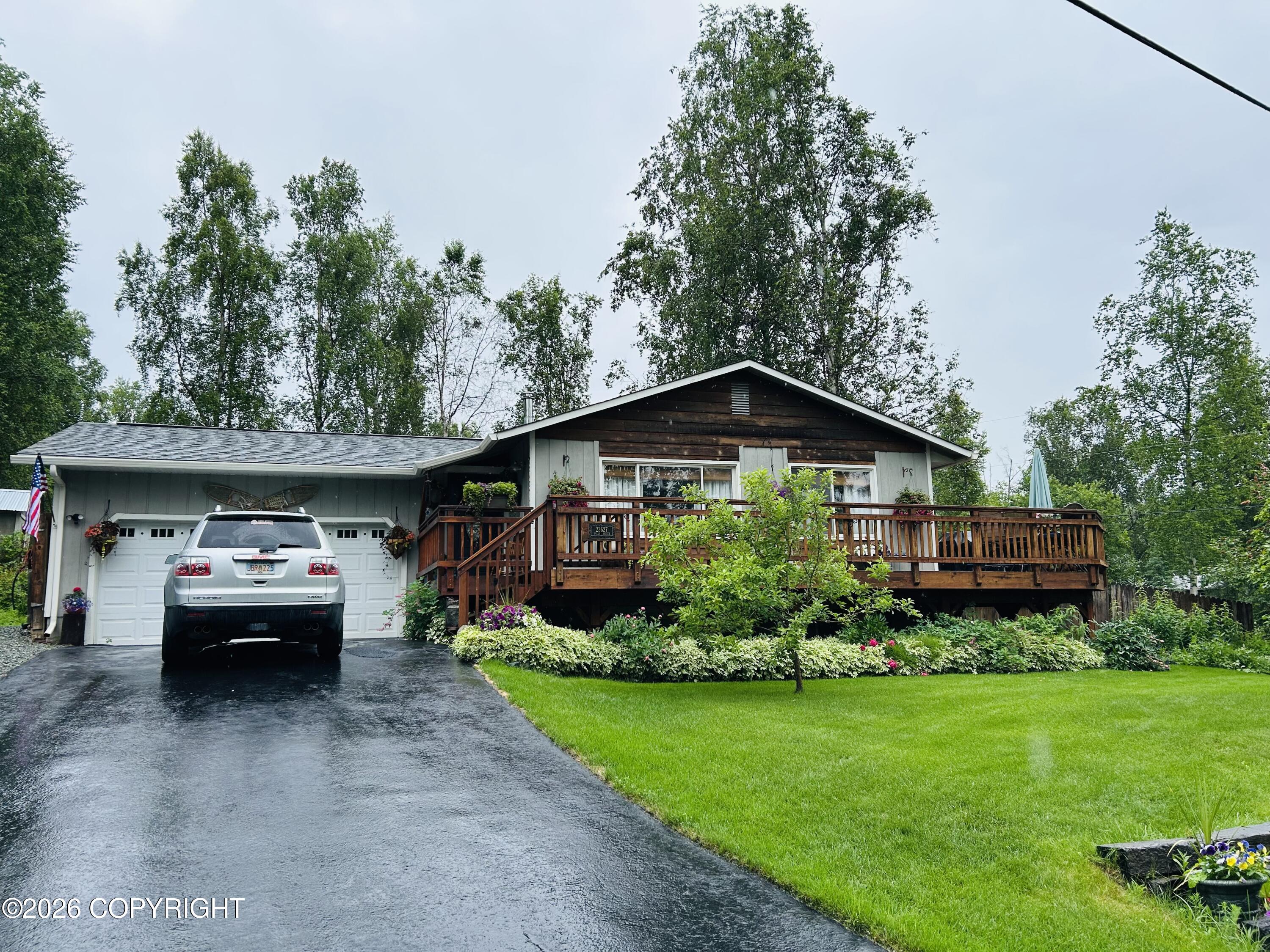 23627 Dolly Avenue Property Photo 1