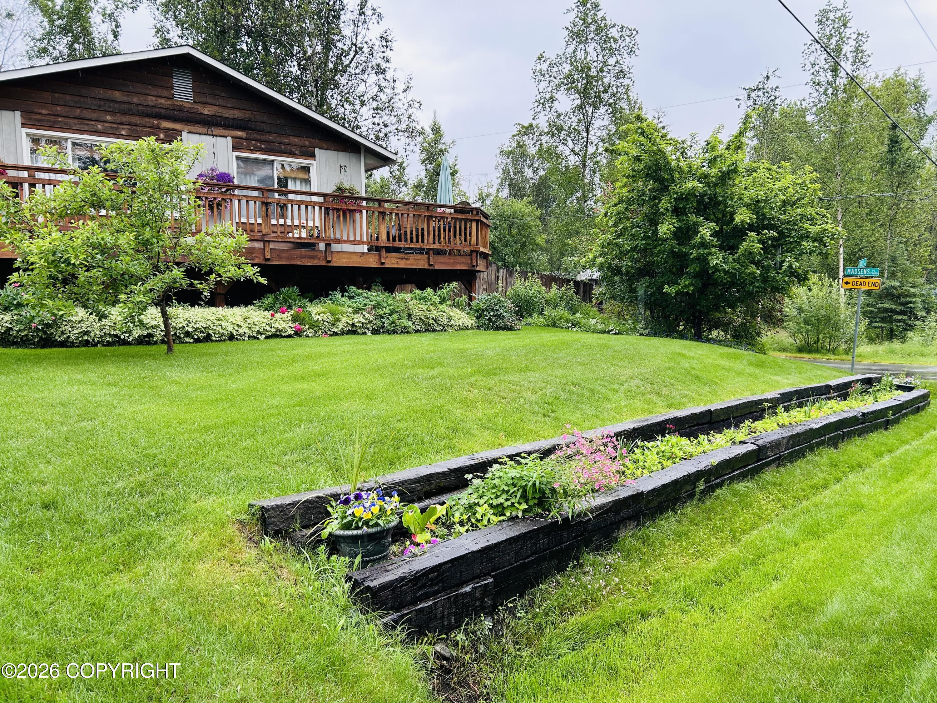 23627 Dolly Avenue Property Photo 7