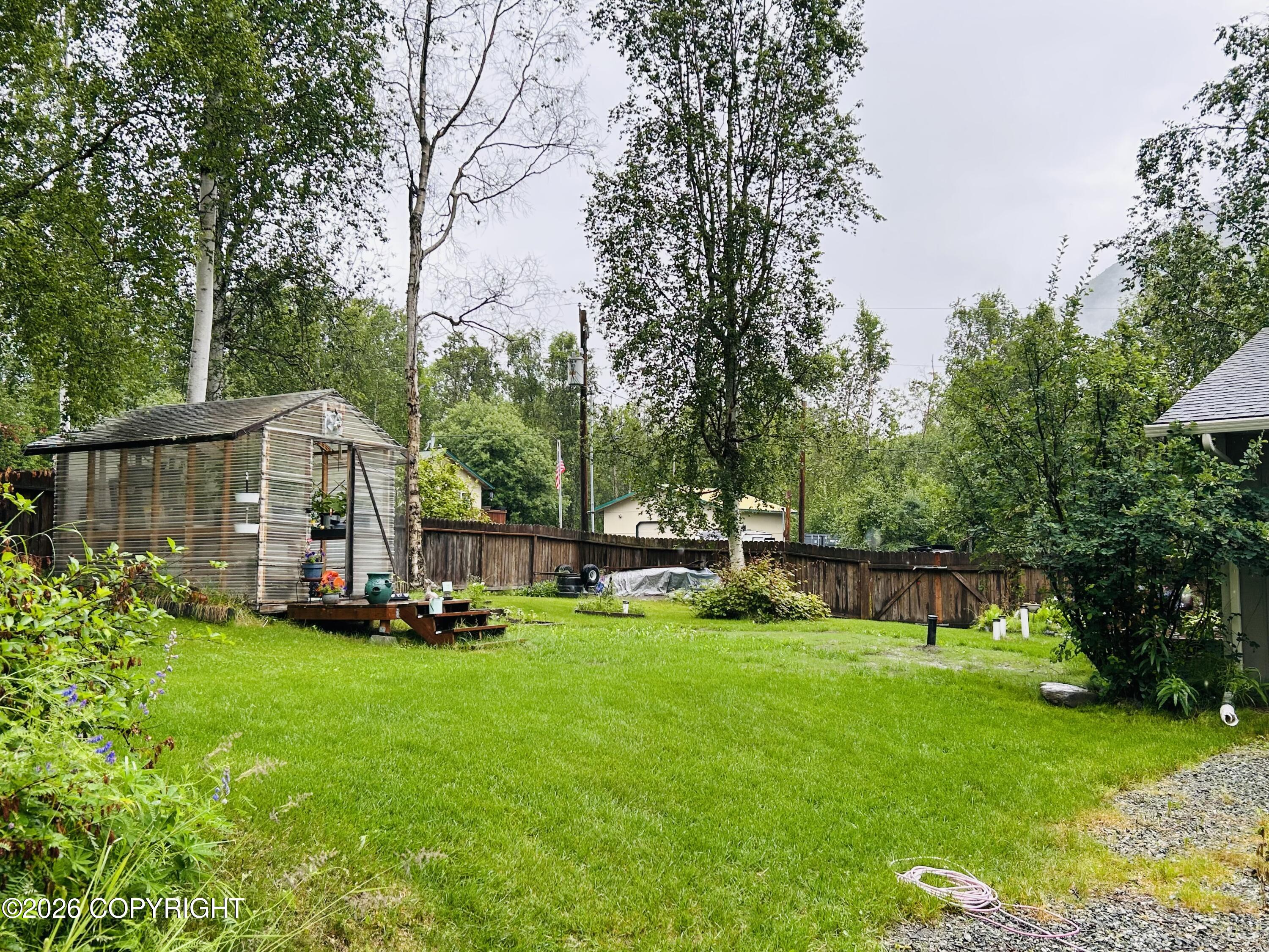 23627 Dolly Avenue Property Photo 9