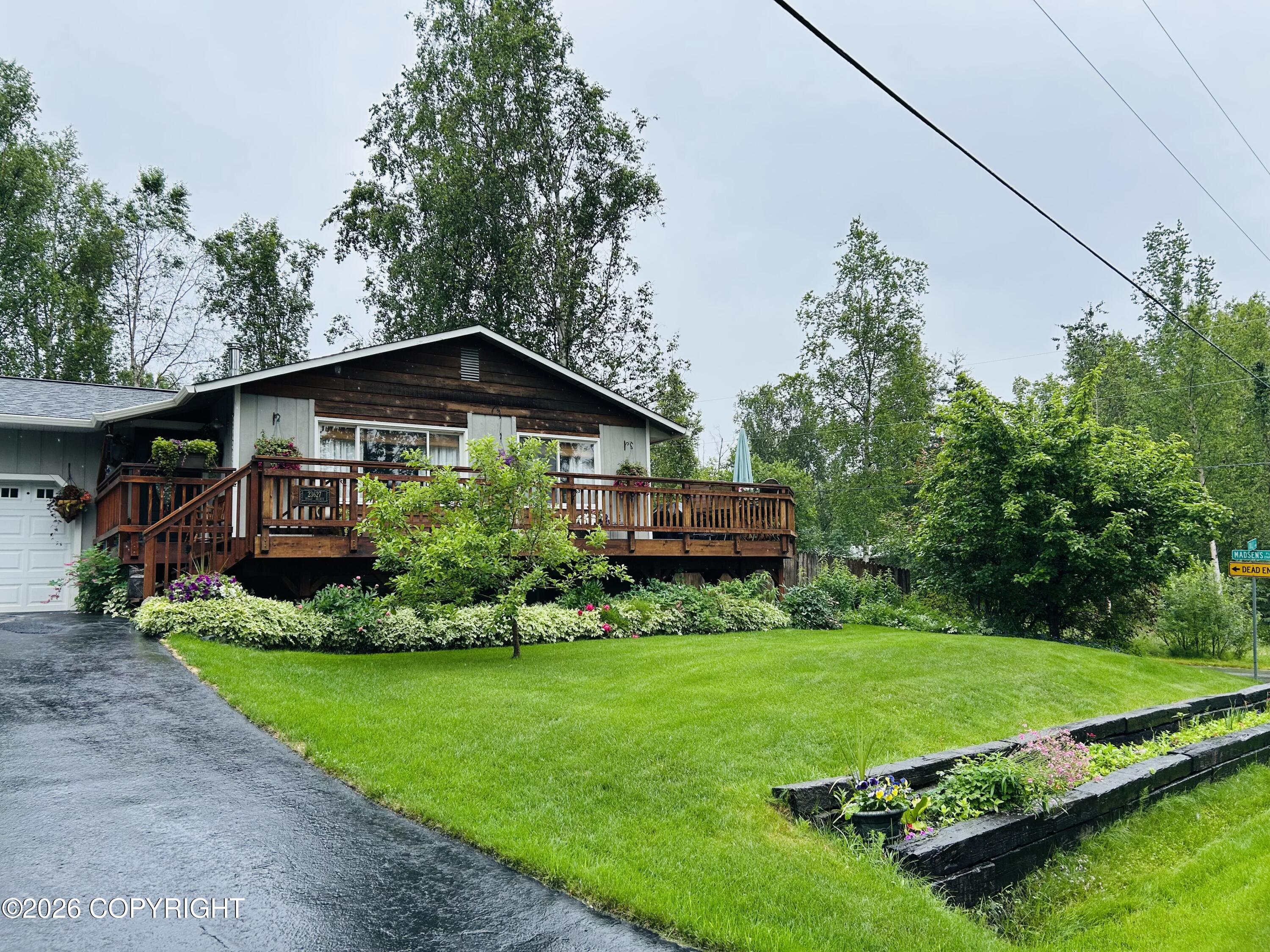 23627 Dolly Avenue Property Photo 10