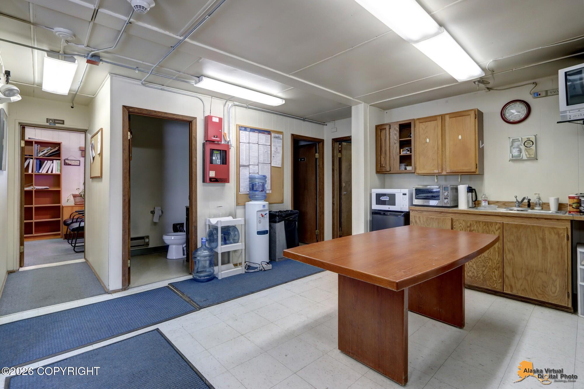 1135 E 3rd Avenue #n7 & #n8 Property Photo 22