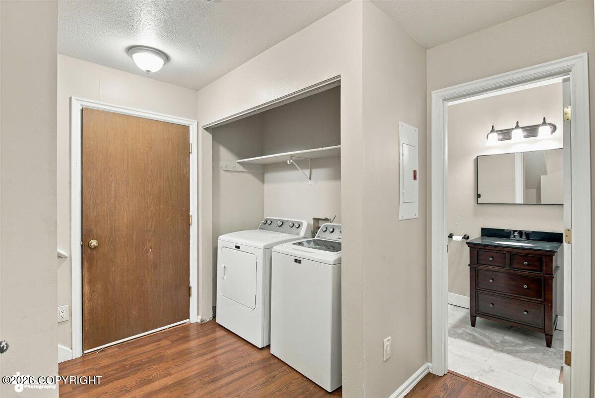 8924 Joy Circle Property Photo 20