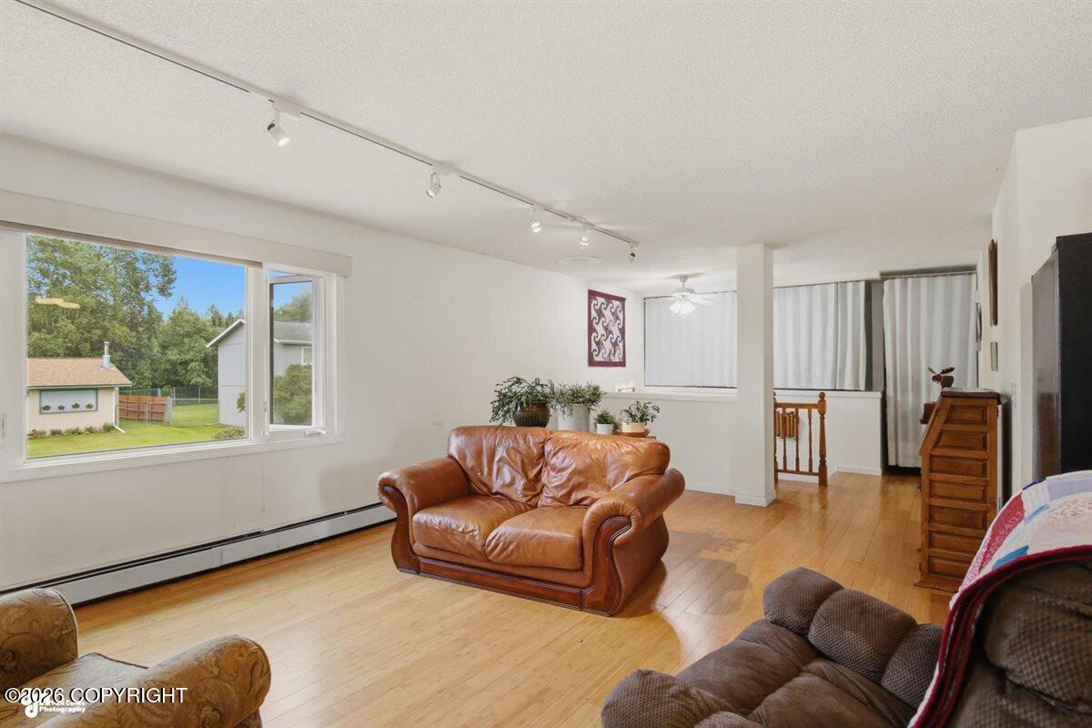 8230 Kip Court Property Photo 3