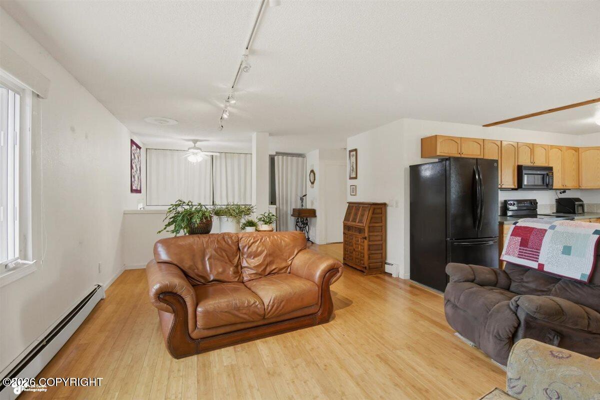 8230 Kip Court Property Photo 7