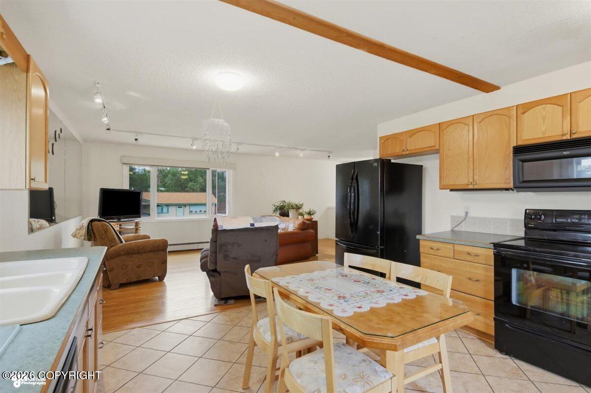 8230 Kip Court Property Photo 11