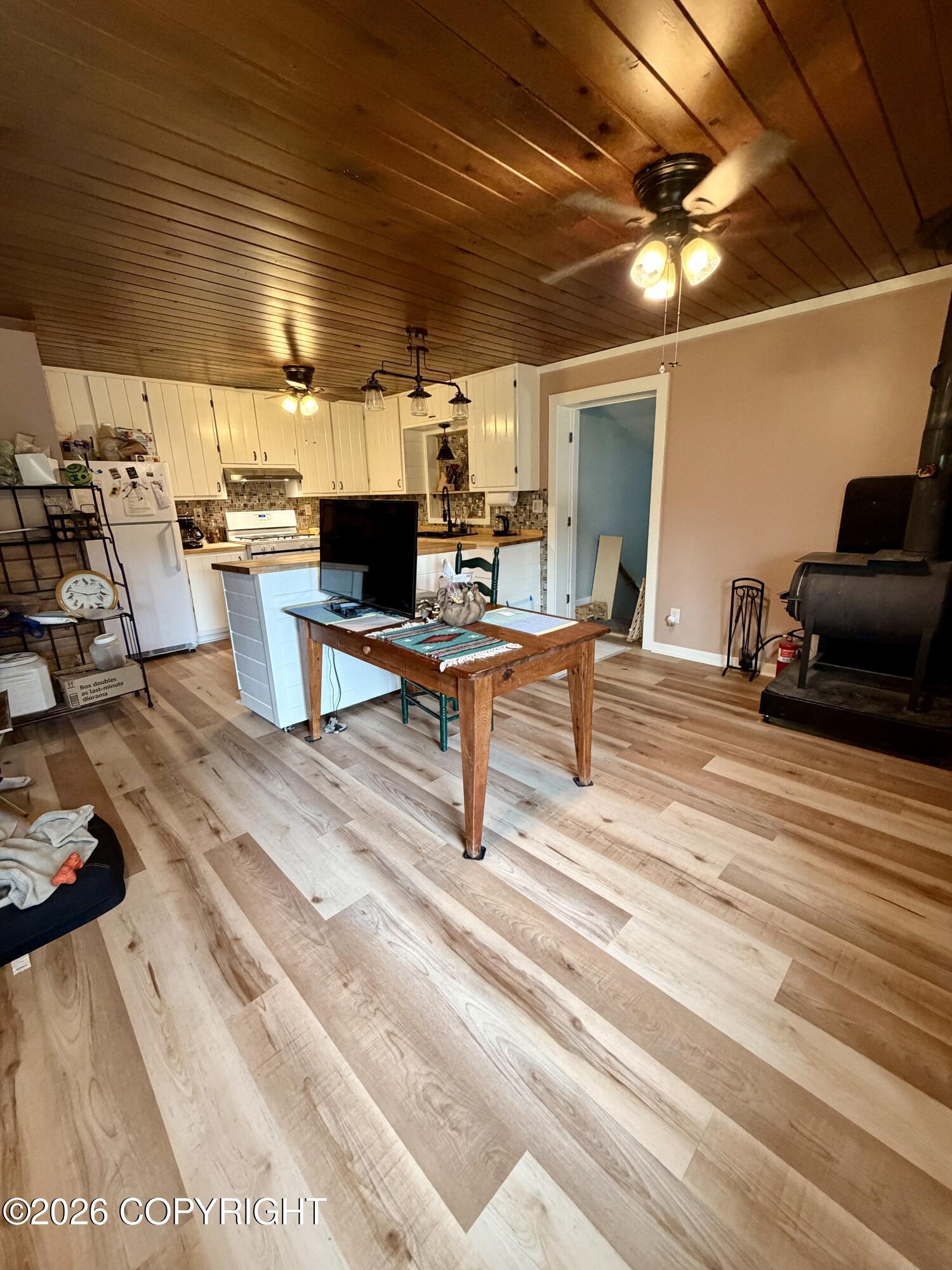 1317.1 Alaska Highway Property Photo 14