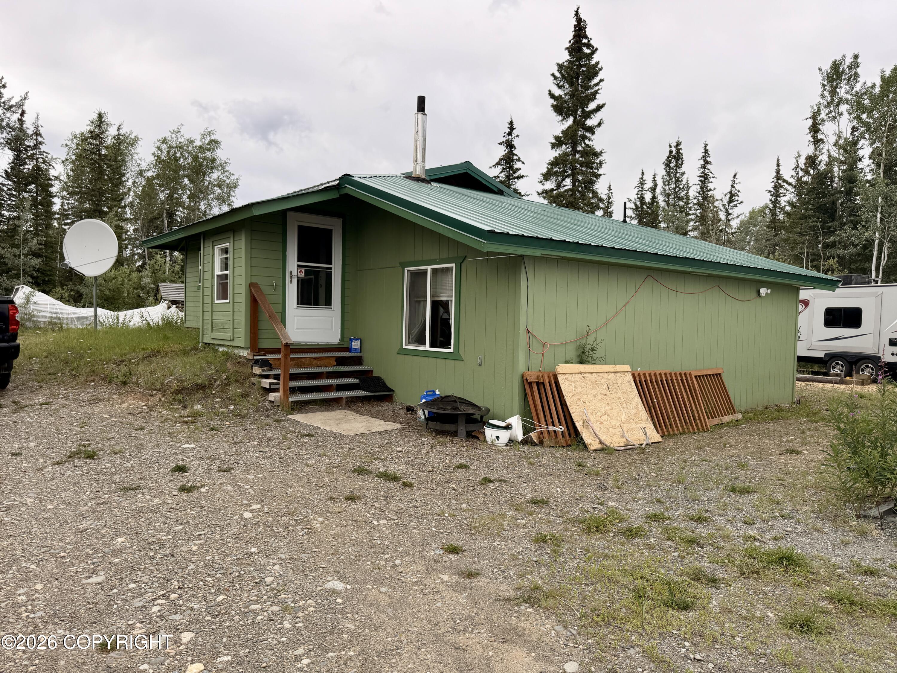 1317.1 Alaska Highway Property Photo 34