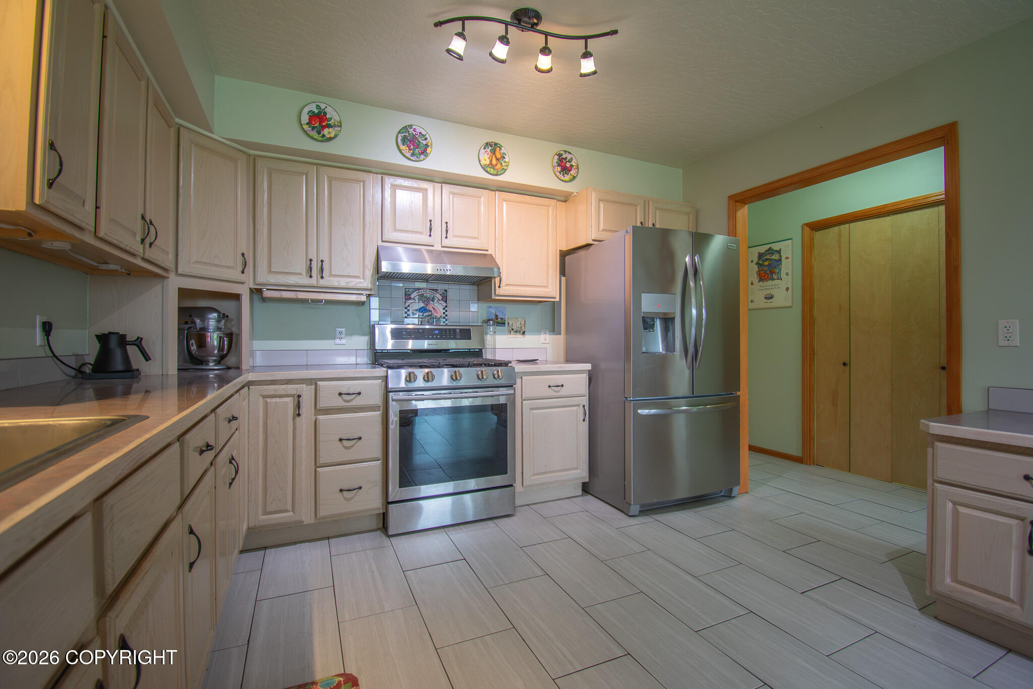 2675 Watergate Way Property Photo 10