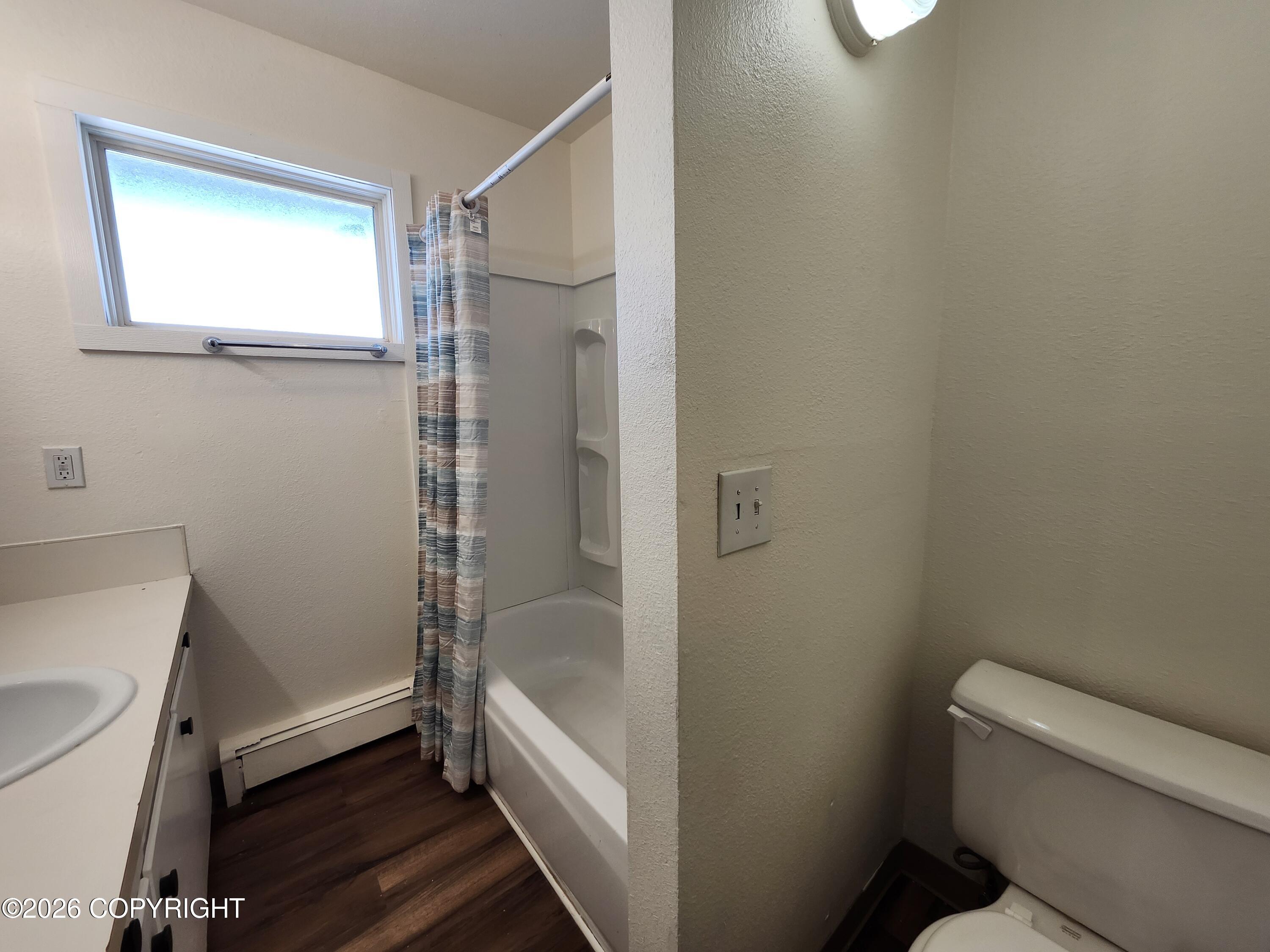 3925 E 9th Avenue Property Photo 31