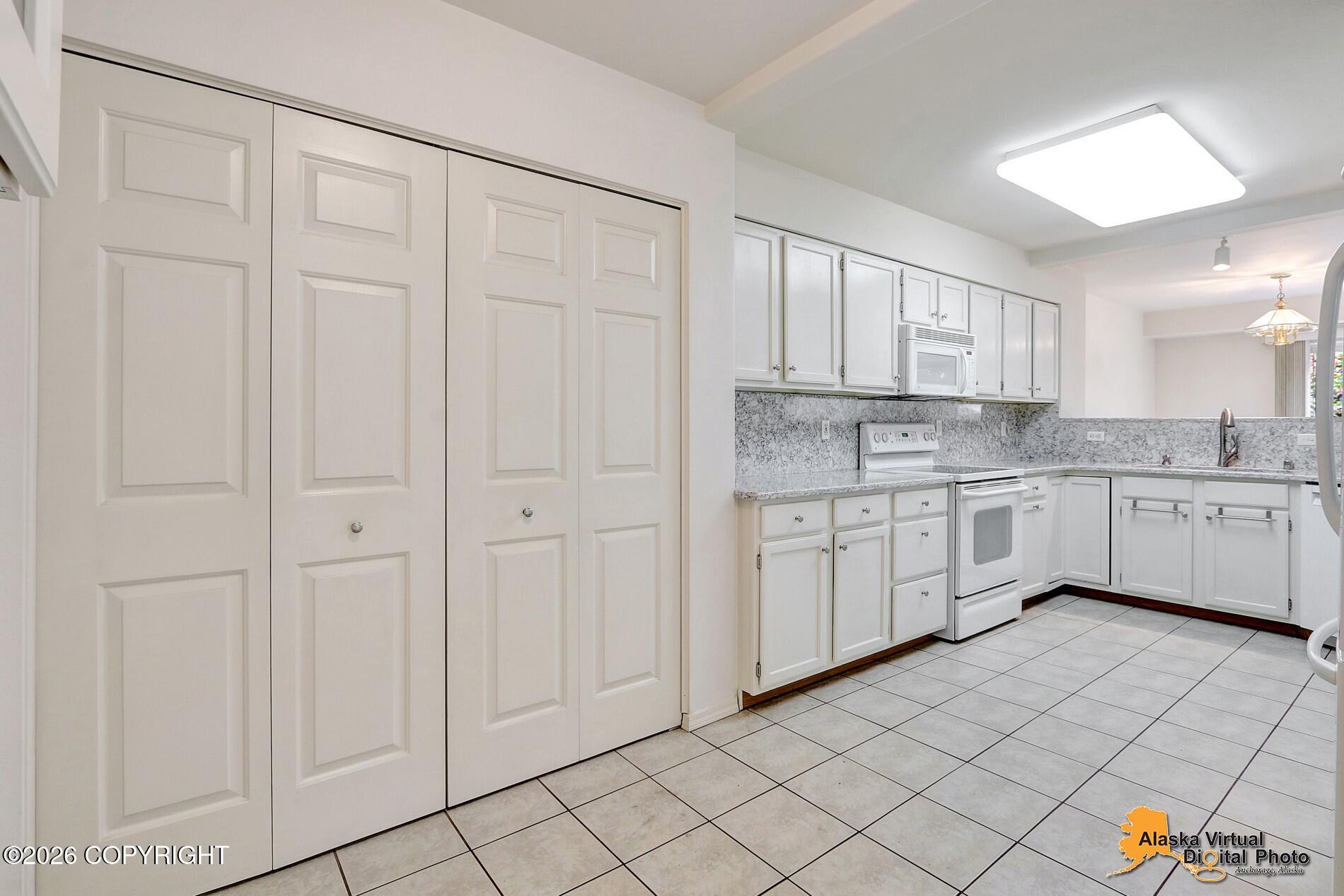 3002 Brittany Place Property Photo 19