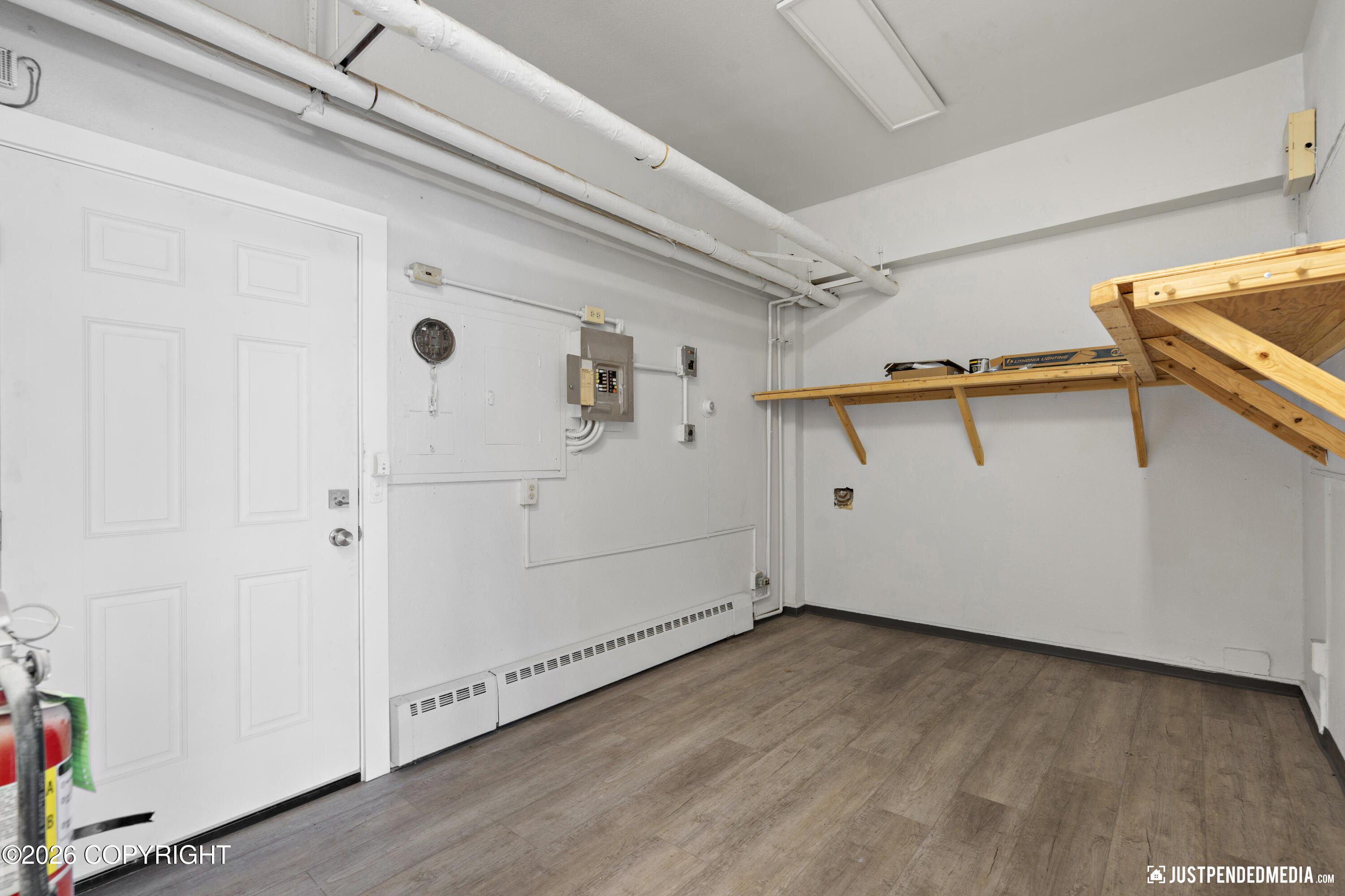 809 E Loop Road #841 Property Photo 6