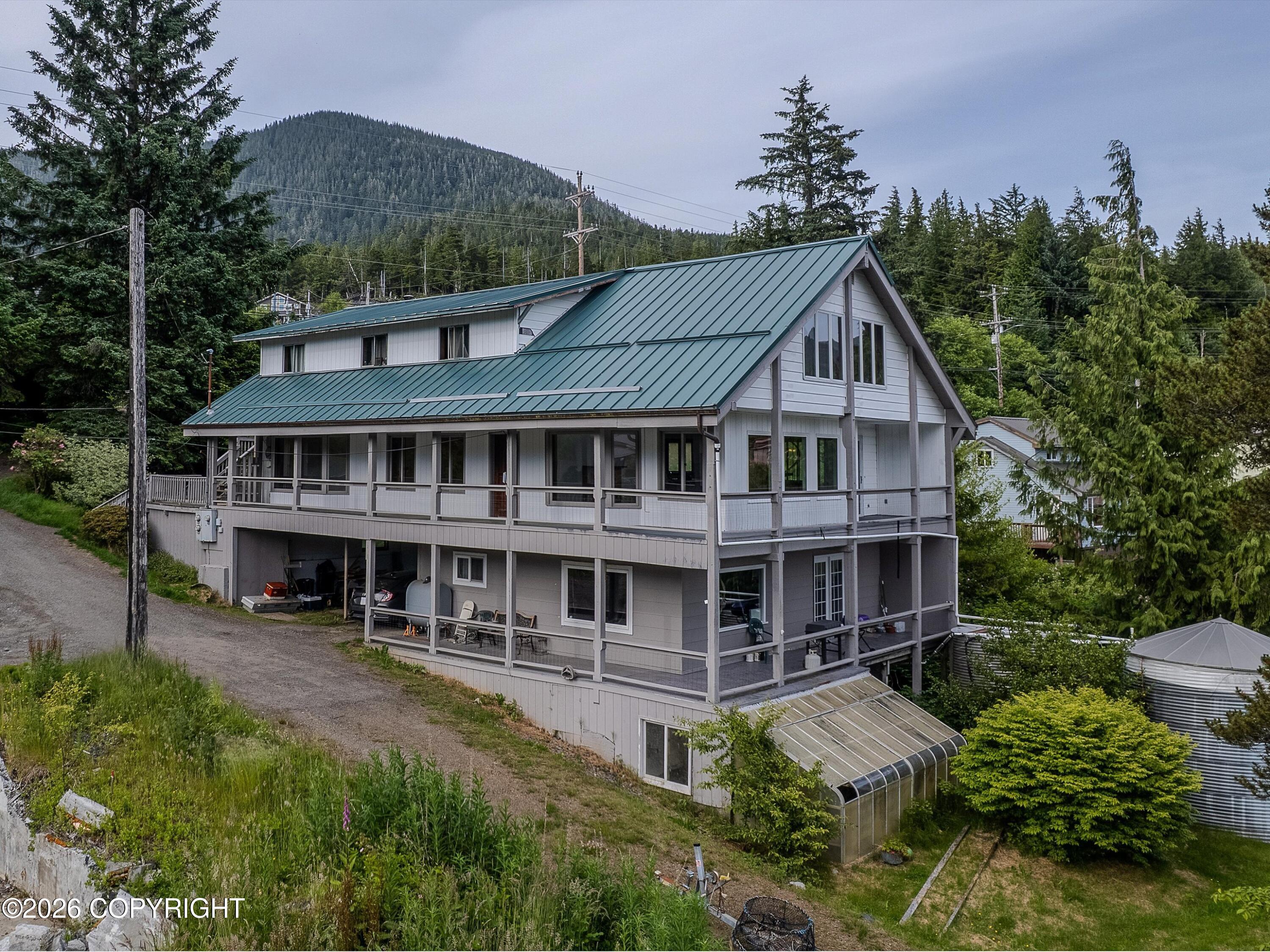 8229 N Tongass Highway Property Photo 1