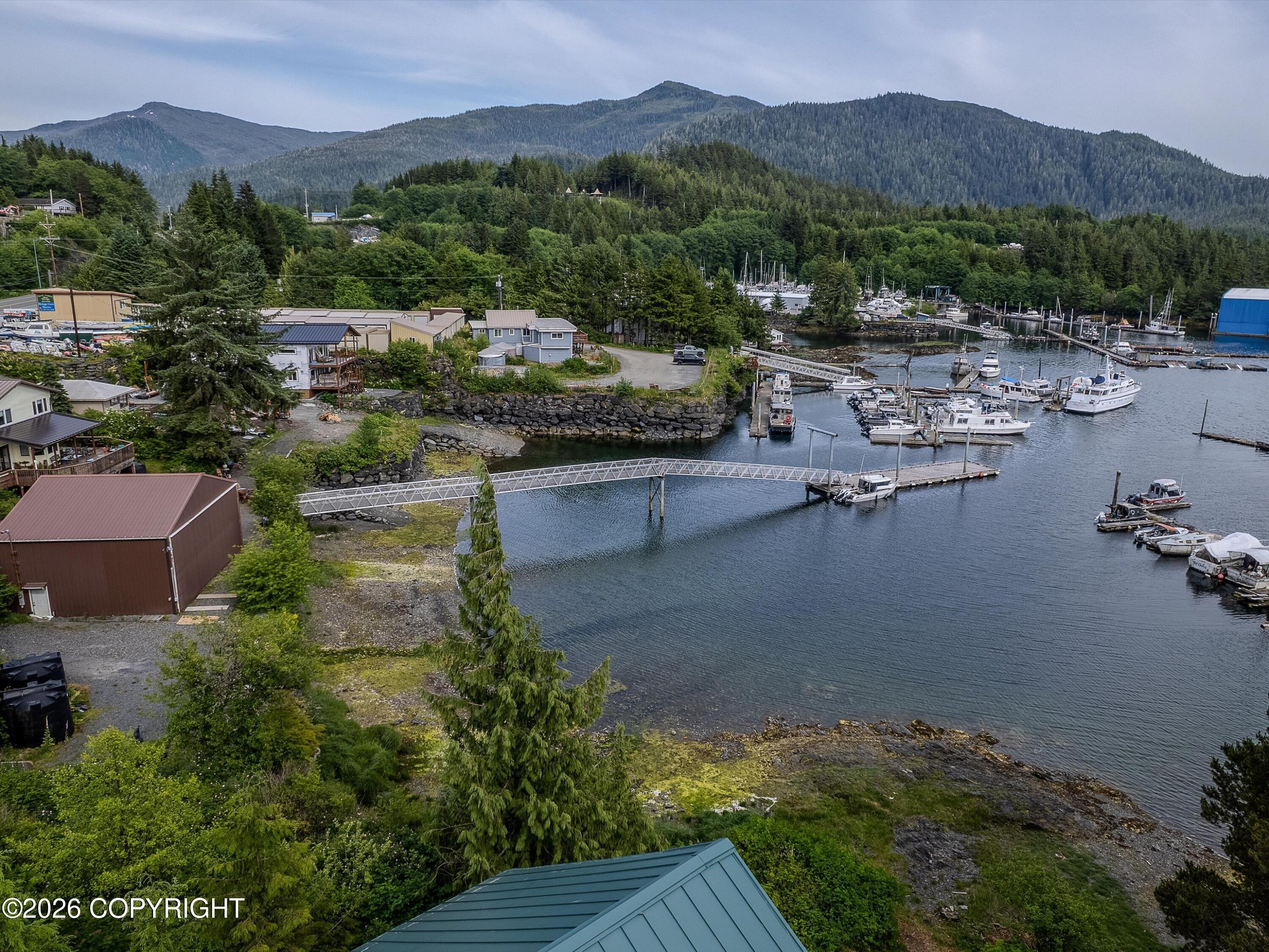 8229 N Tongass Highway Property Photo 8