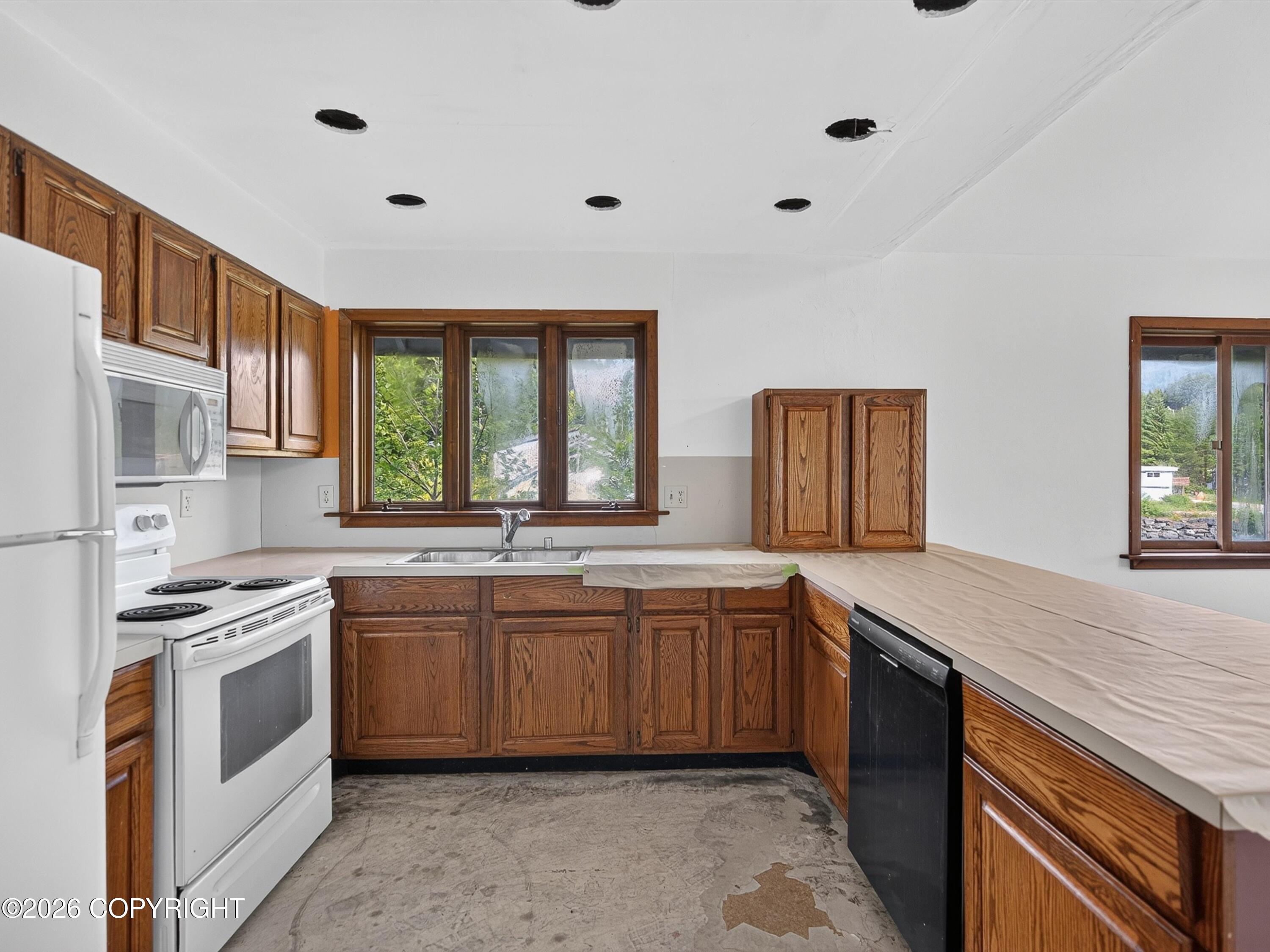 8229 N Tongass Highway Property Photo 20