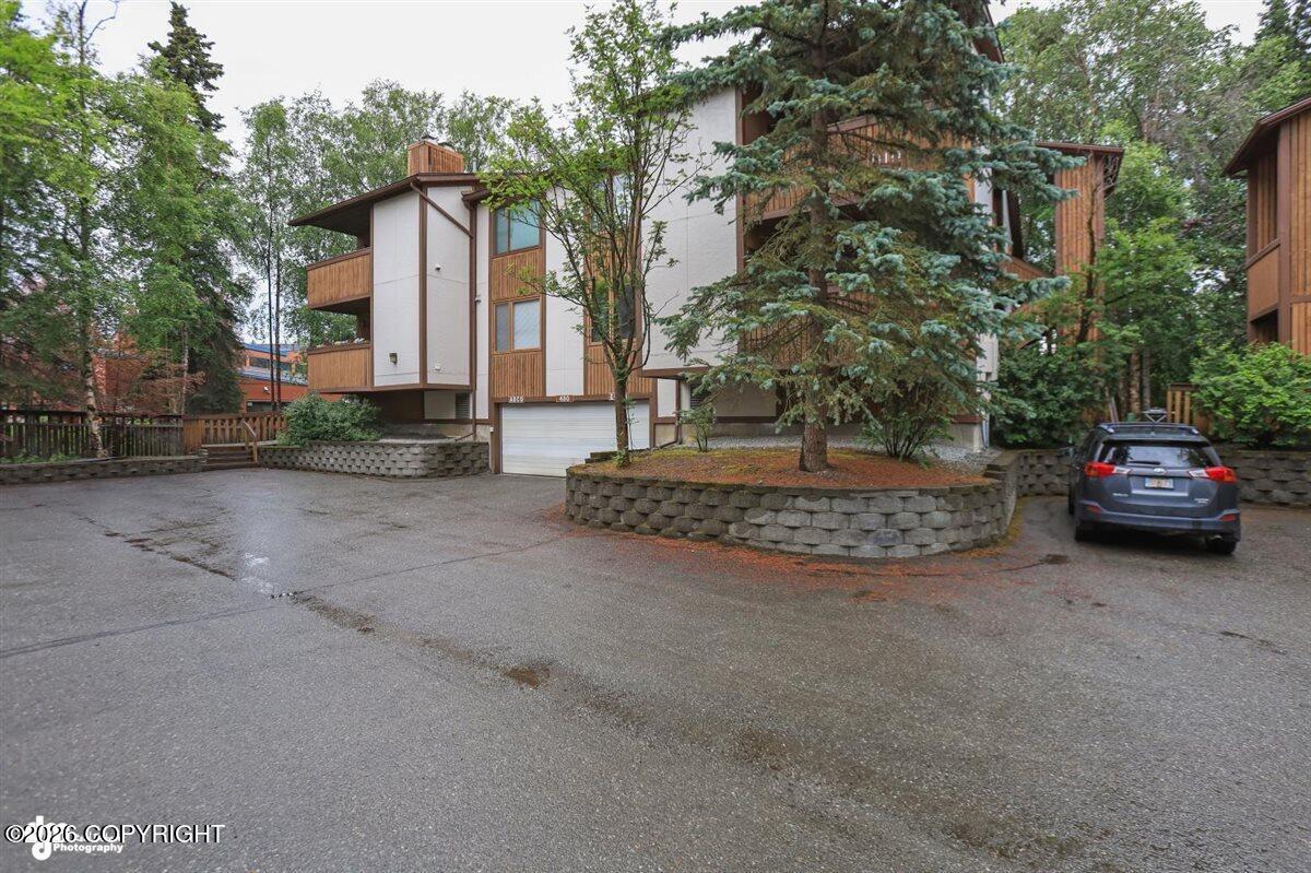 480 E 56th Avenue #6g Property Photo 32