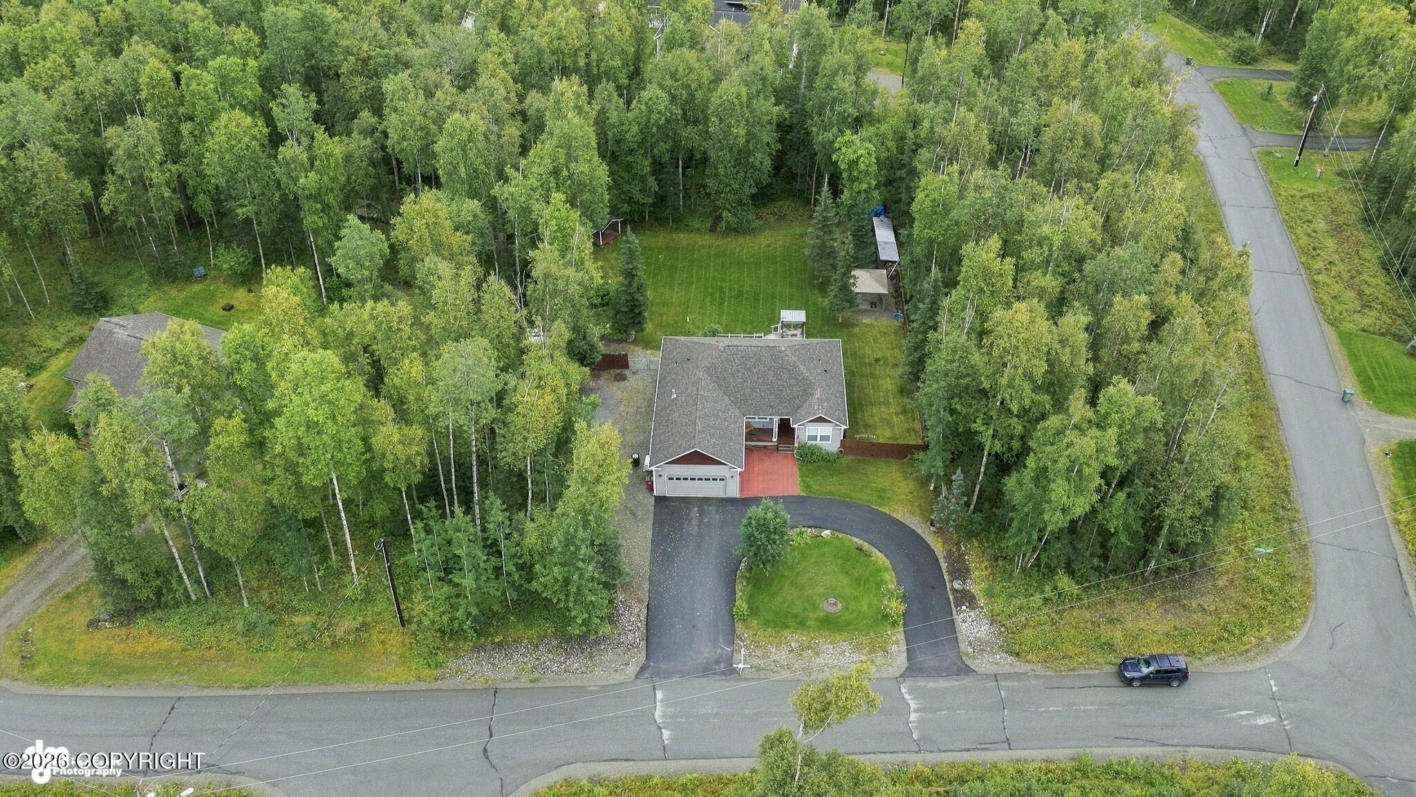 2101 S Countrywood Drive Property Photo 2