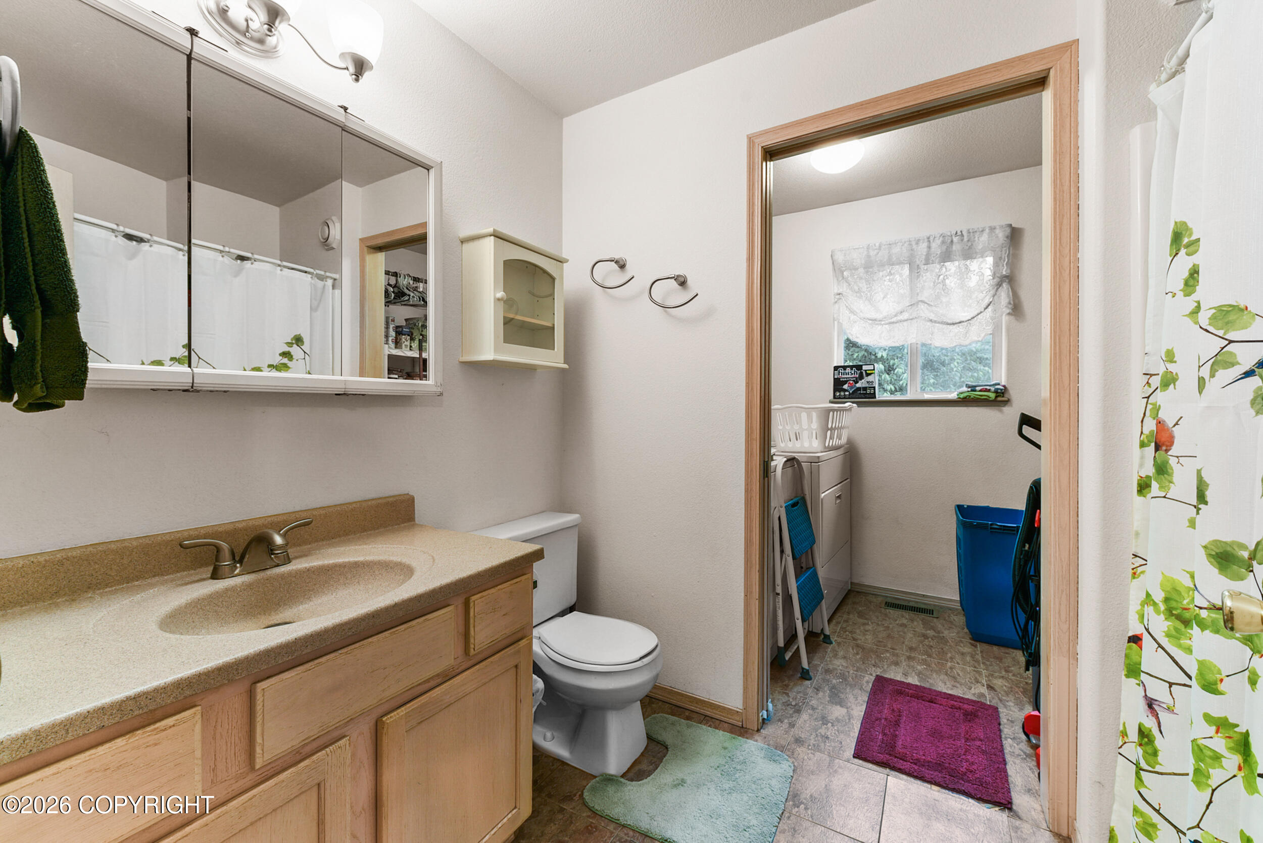 515 W Coville Lane Property Photo 12