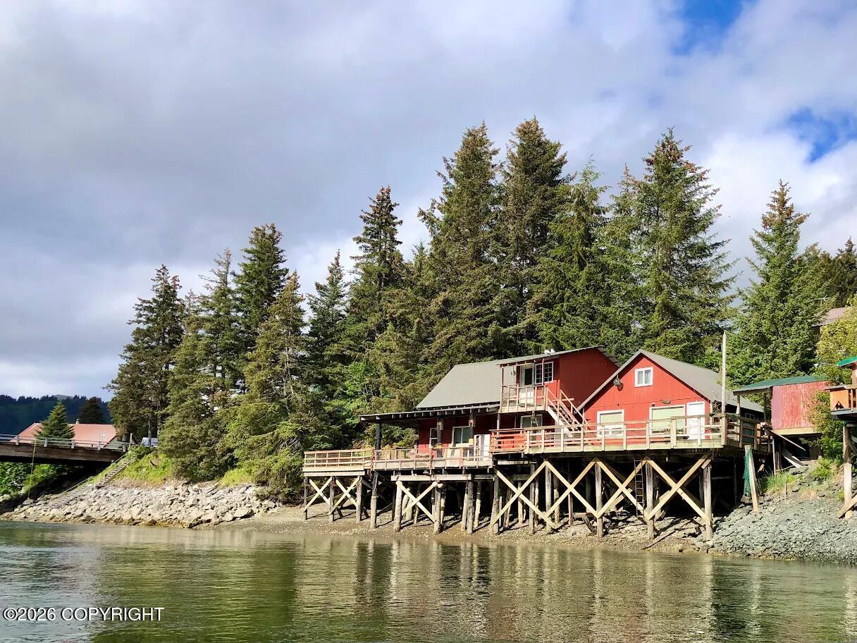 230 Kachemak Street Property Photo 1