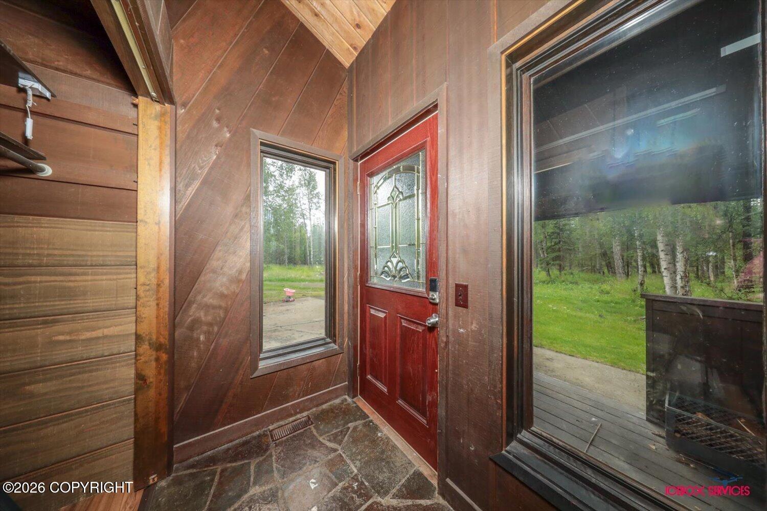 2755 N Holly Way Property Photo 10