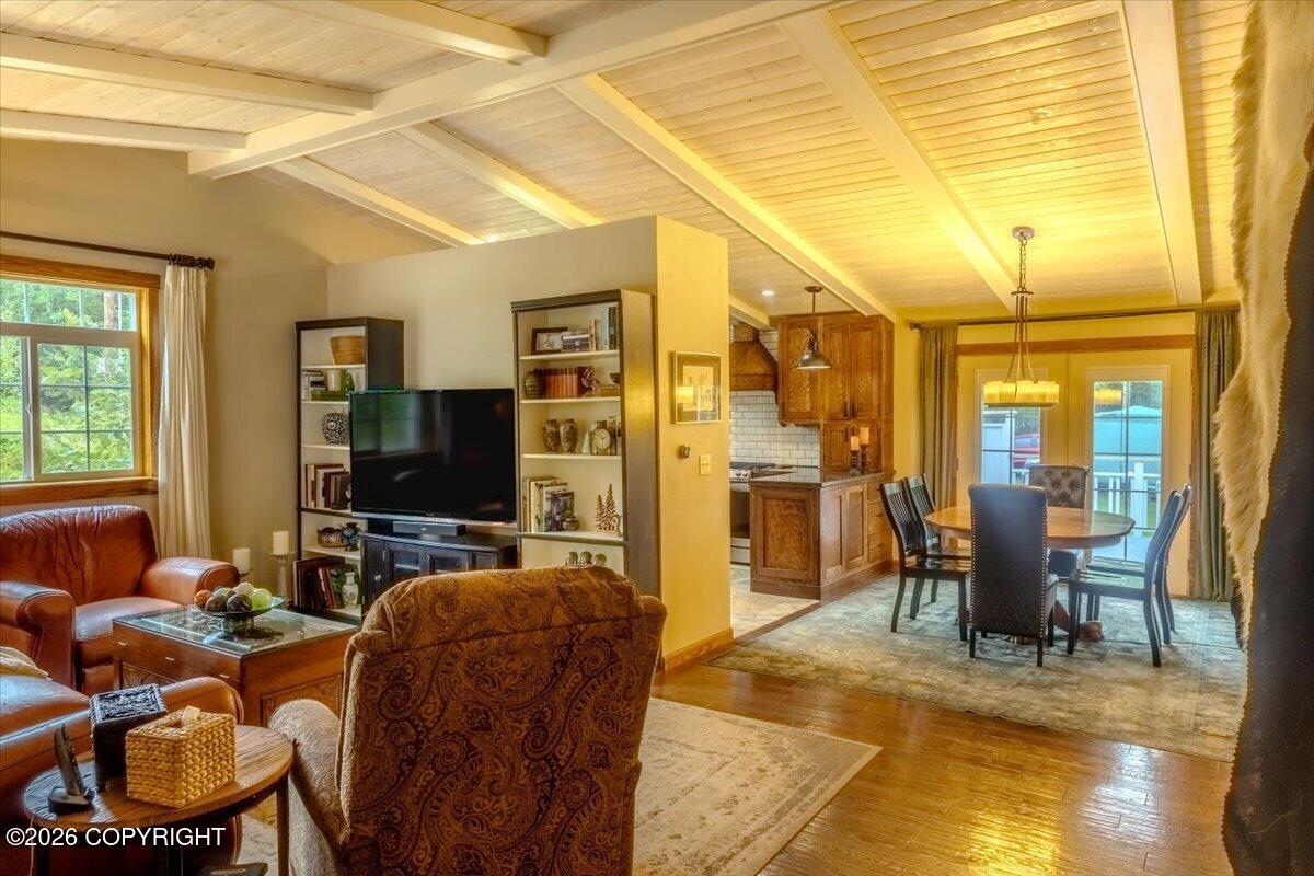 11244 Fireball Street Property Photo 6