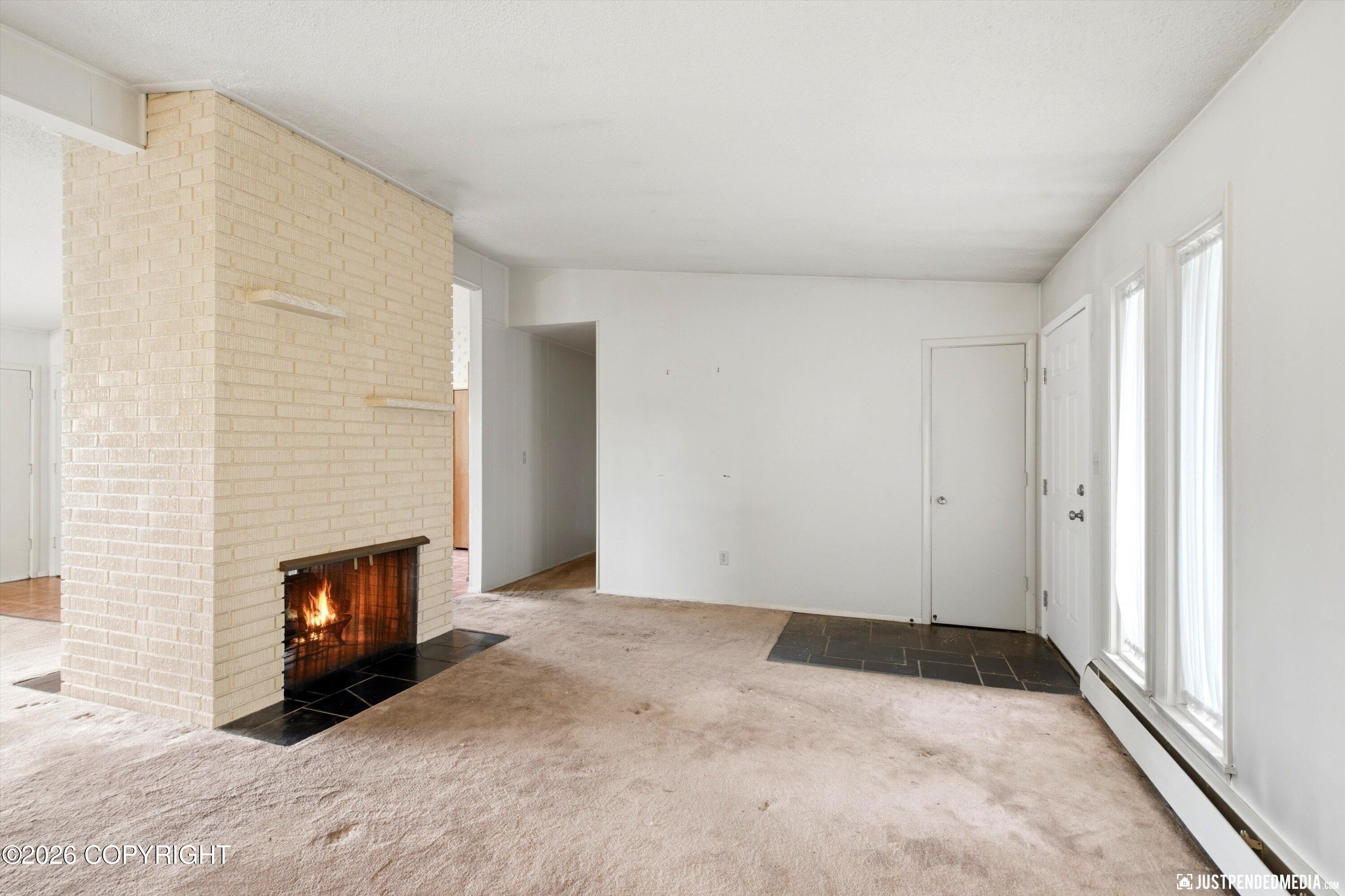 2952 Madison Way Property Photo 6