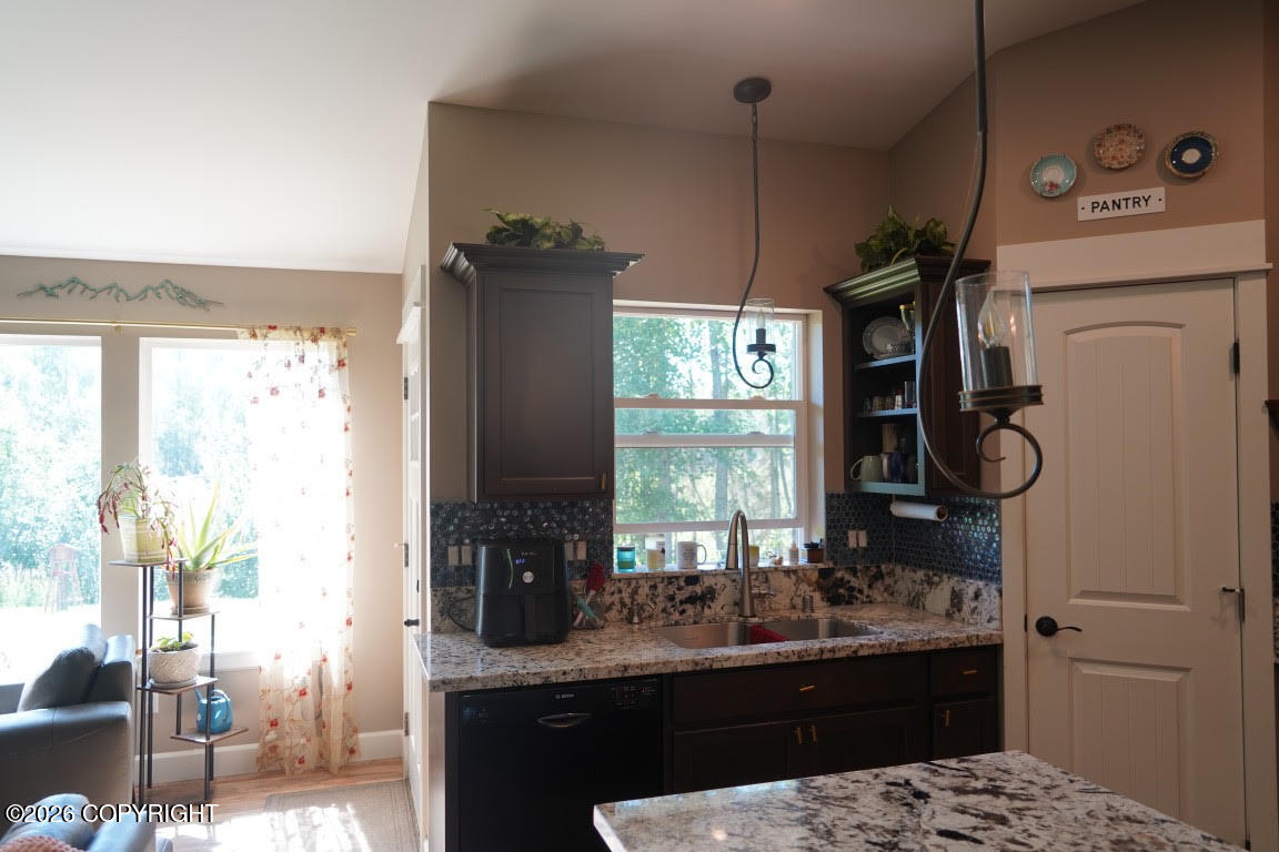 6357 S Slipstream Circle Property Photo 9