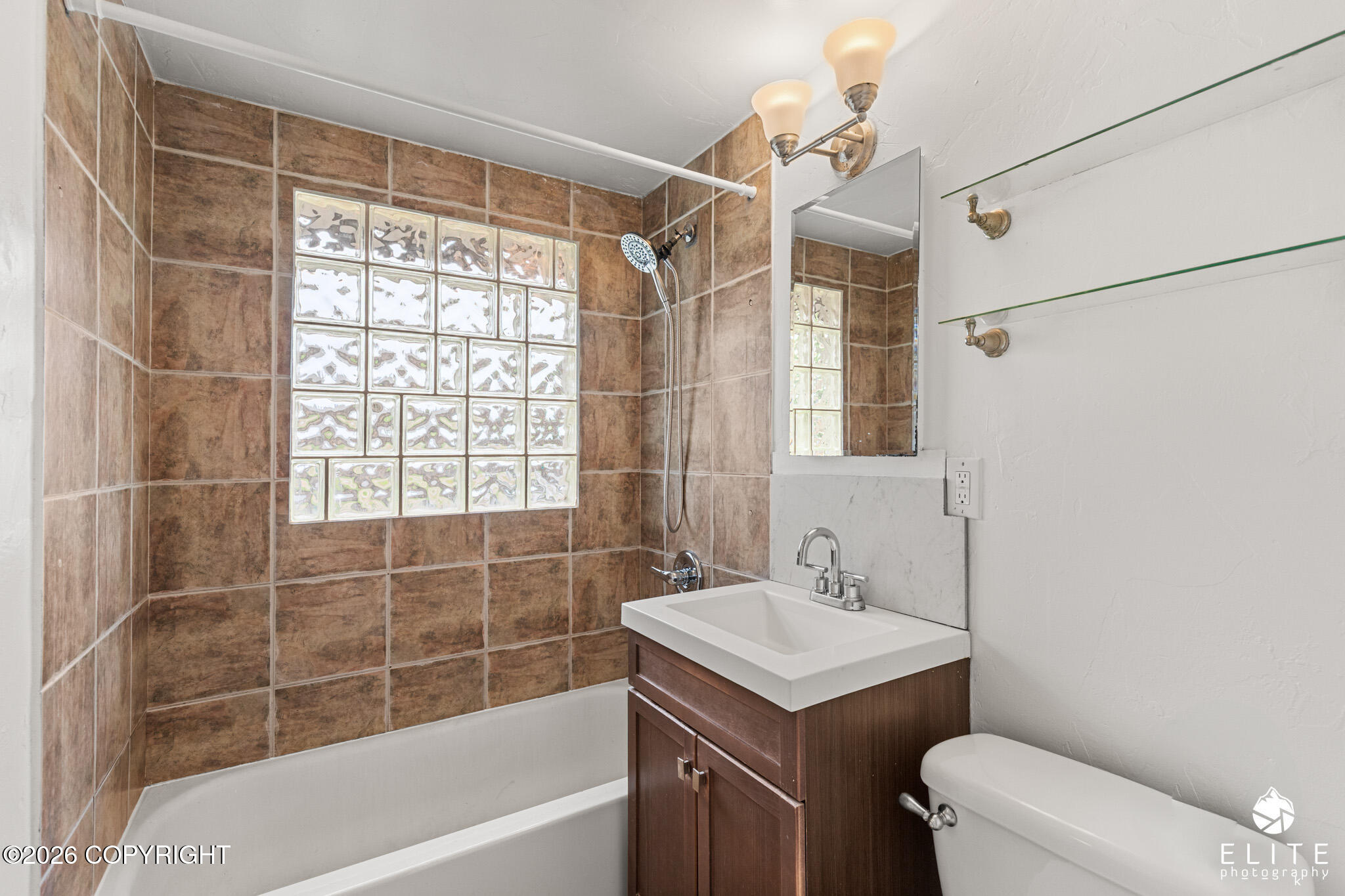 2611 Lake Otis Parkway Property Photo 15