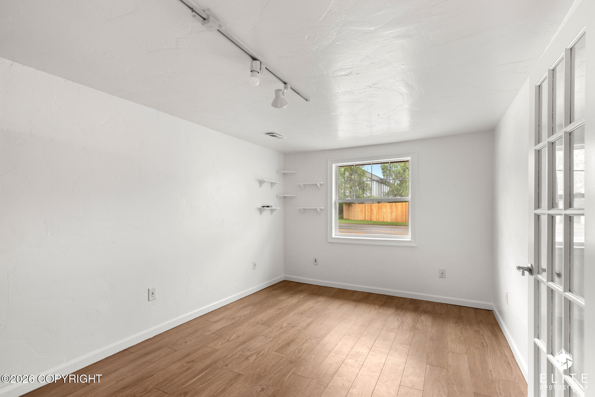 2611 Lake Otis Parkway Property Photo 18