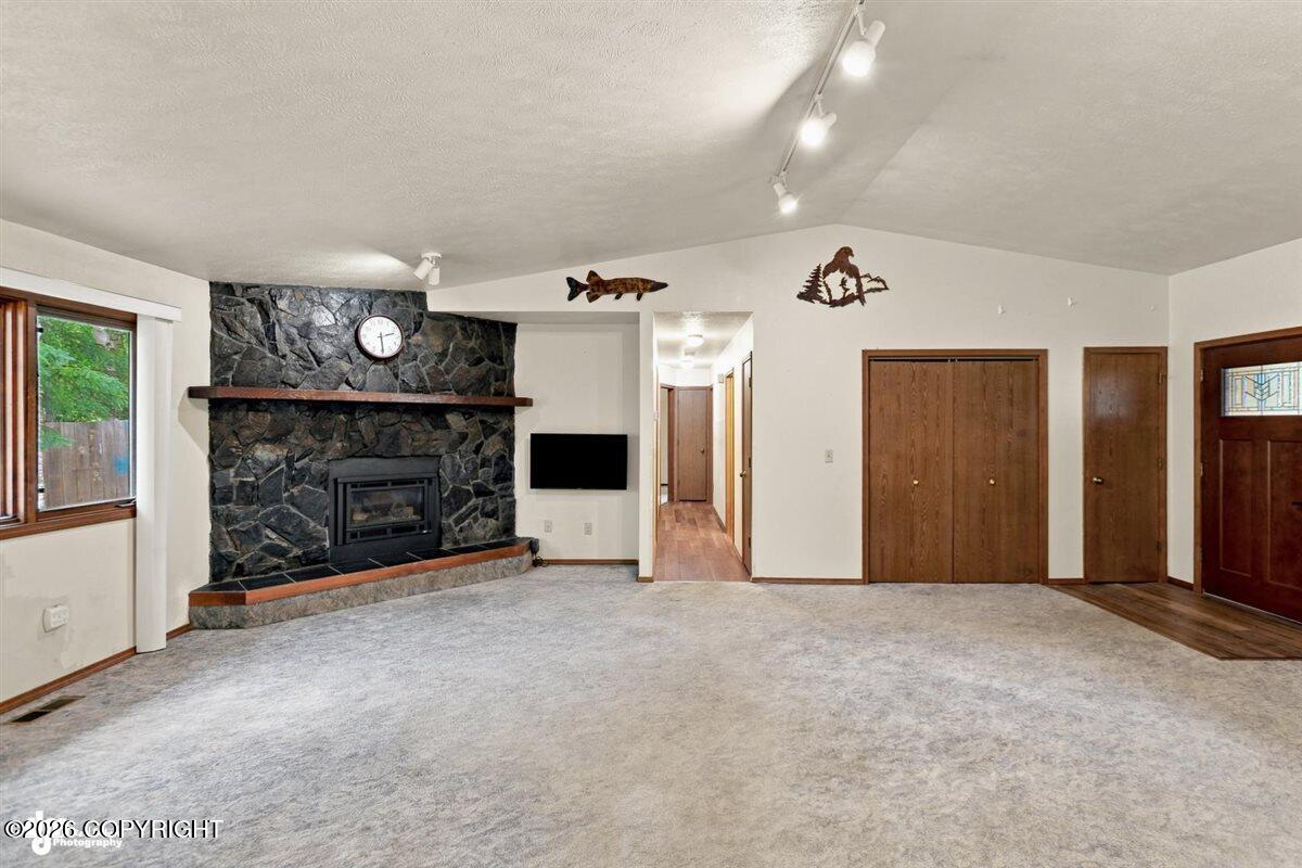 19605 Pribilof Loop Property Photo 7