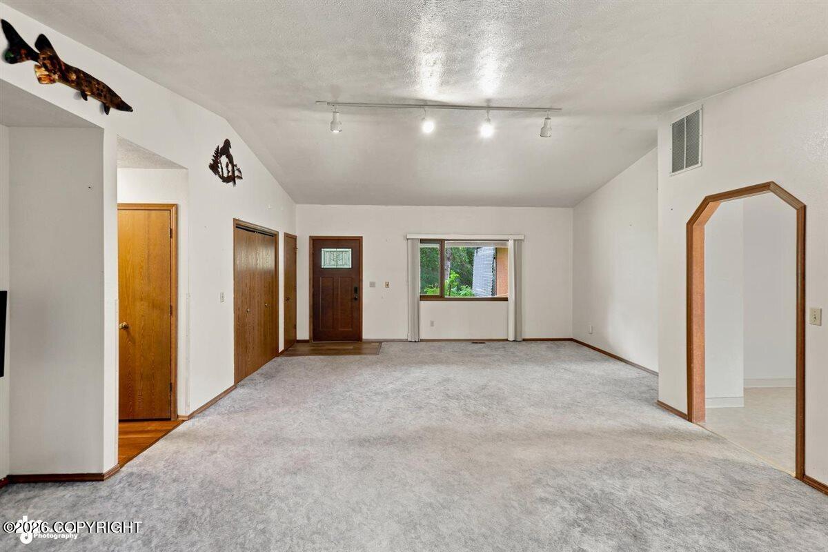 19605 Pribilof Loop Property Photo 8