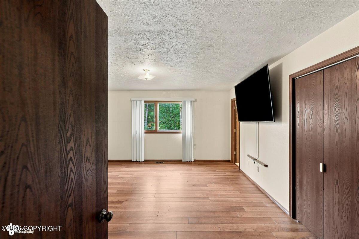 19605 Pribilof Loop Property Photo 13