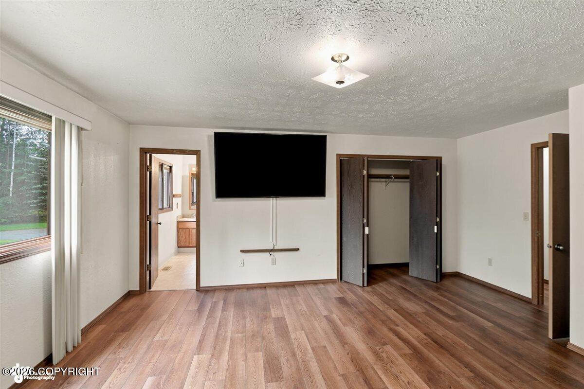 19605 Pribilof Loop Property Photo 16