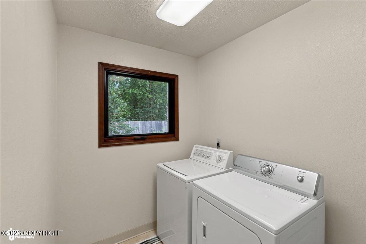 19605 Pribilof Loop Property Photo 32