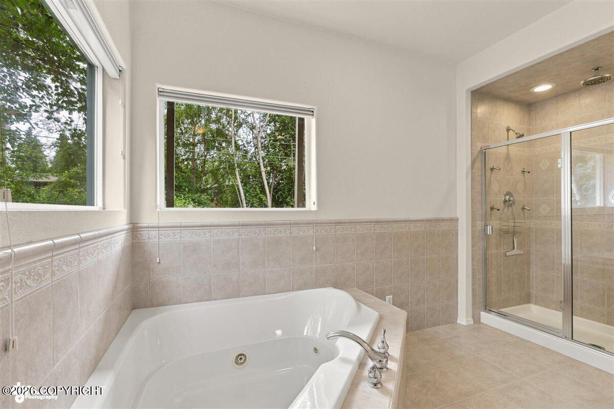 1610 W 14th Avenue Property Photo 29