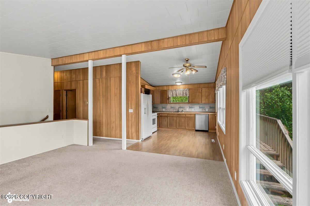 1610 W 14th Avenue Property Photo 42