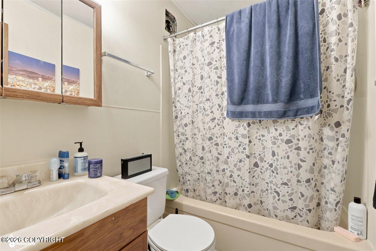 1610 W 14th Avenue Property Photo 67