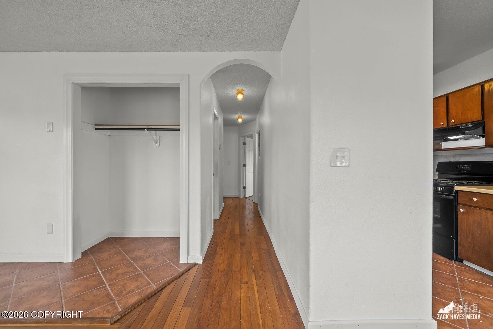 3637 Thompson Avenue Property Photo 18