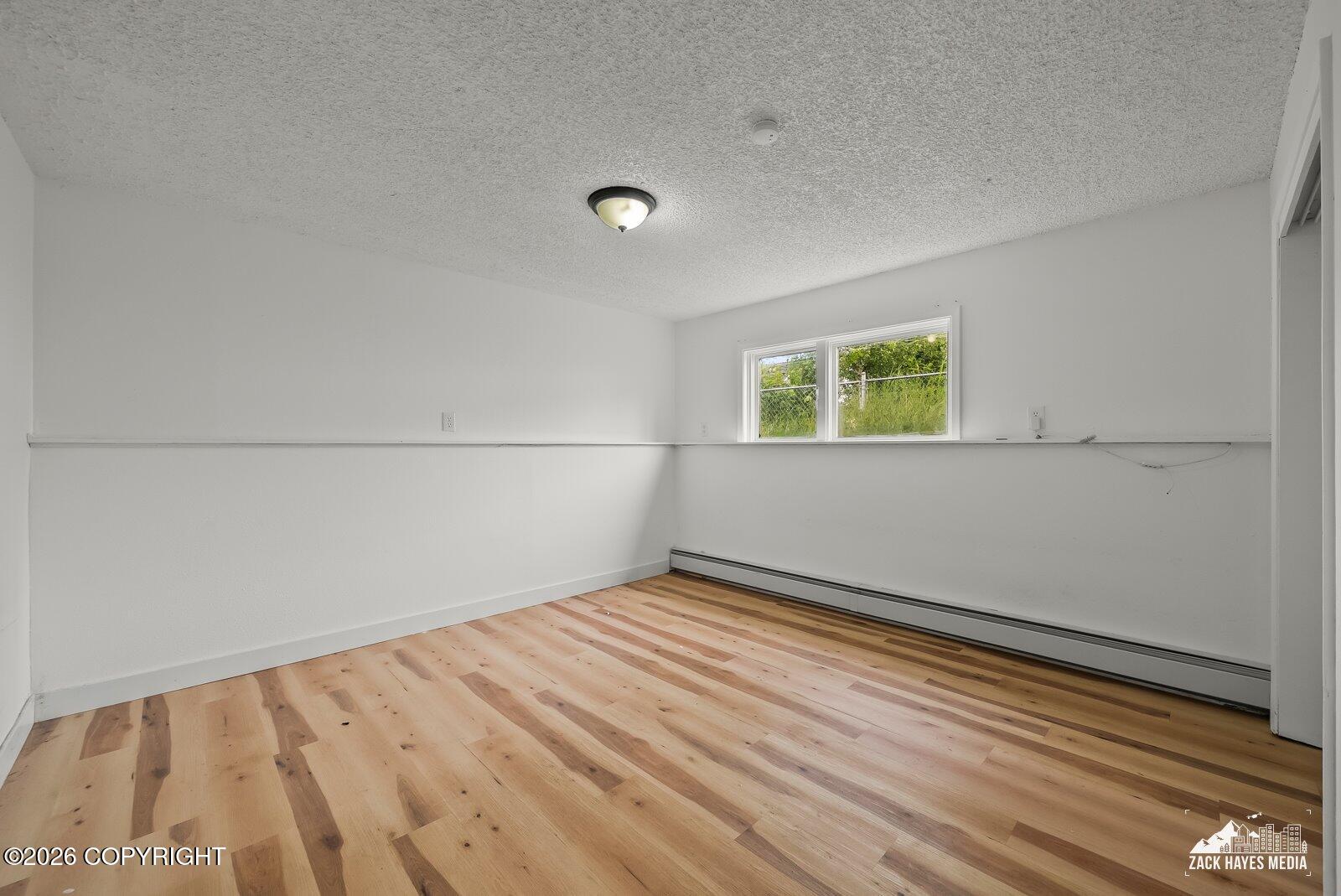 3637 Thompson Avenue Property Photo 40