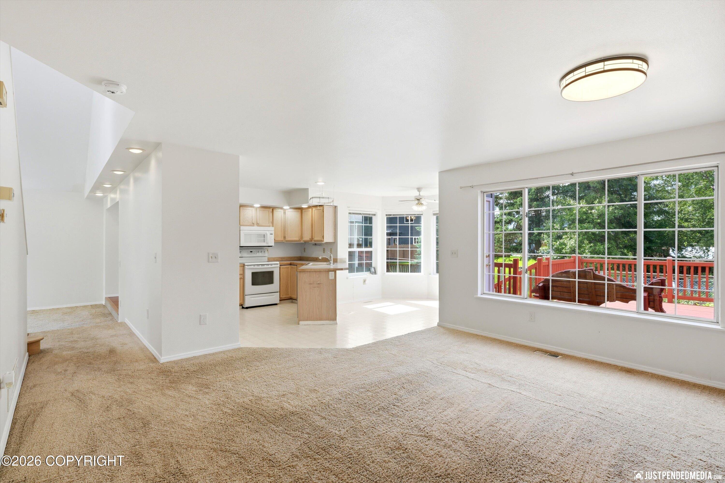 9070 Cathedral Place Property Photo 11