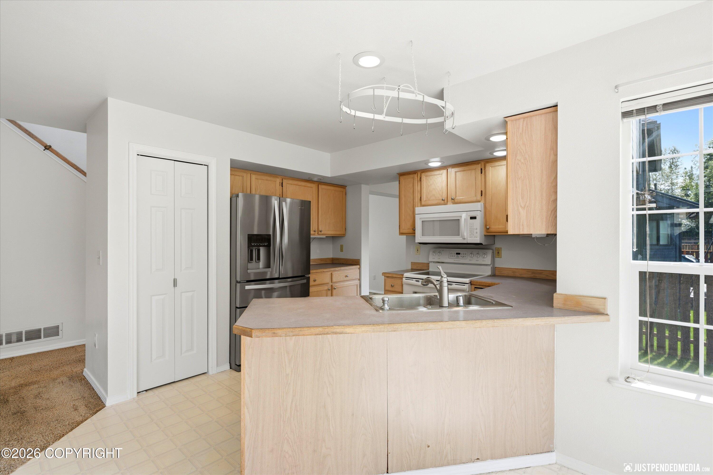 9070 Cathedral Place Property Photo 15