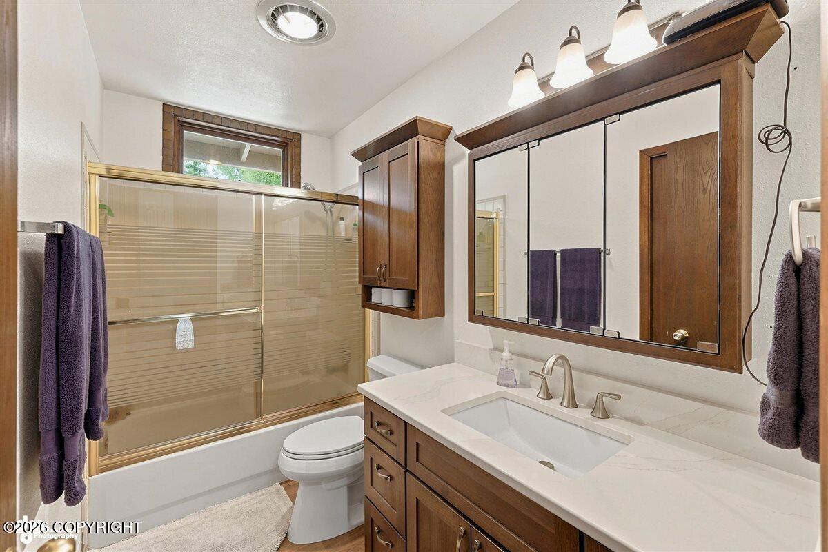 41555 Grove Avenue Property Photo 29