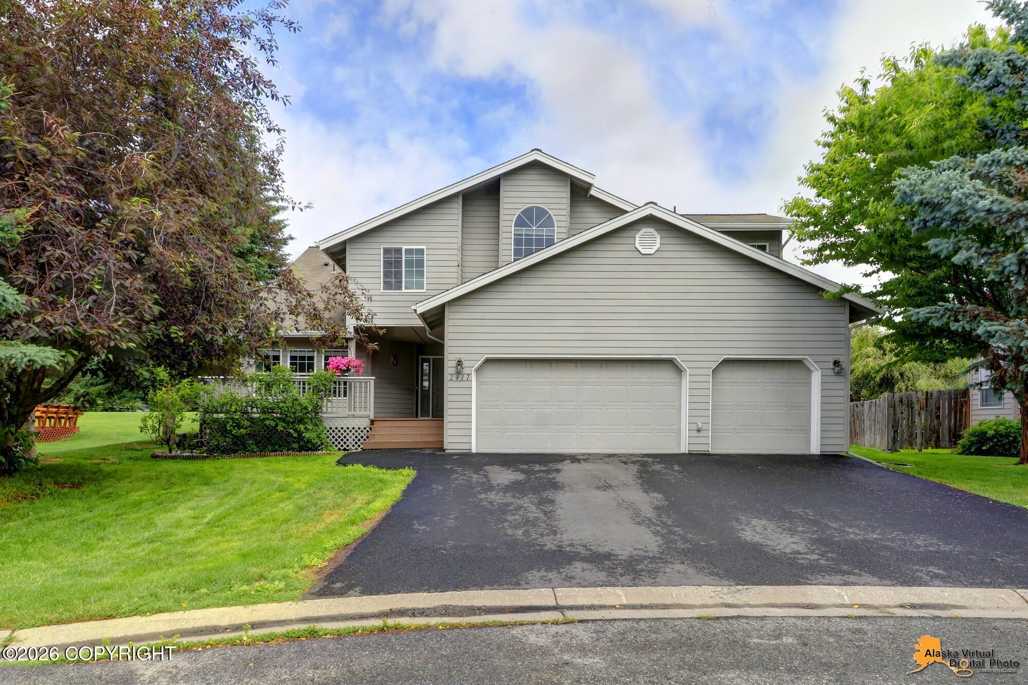 2417 Fantail Circle Property Photo 1