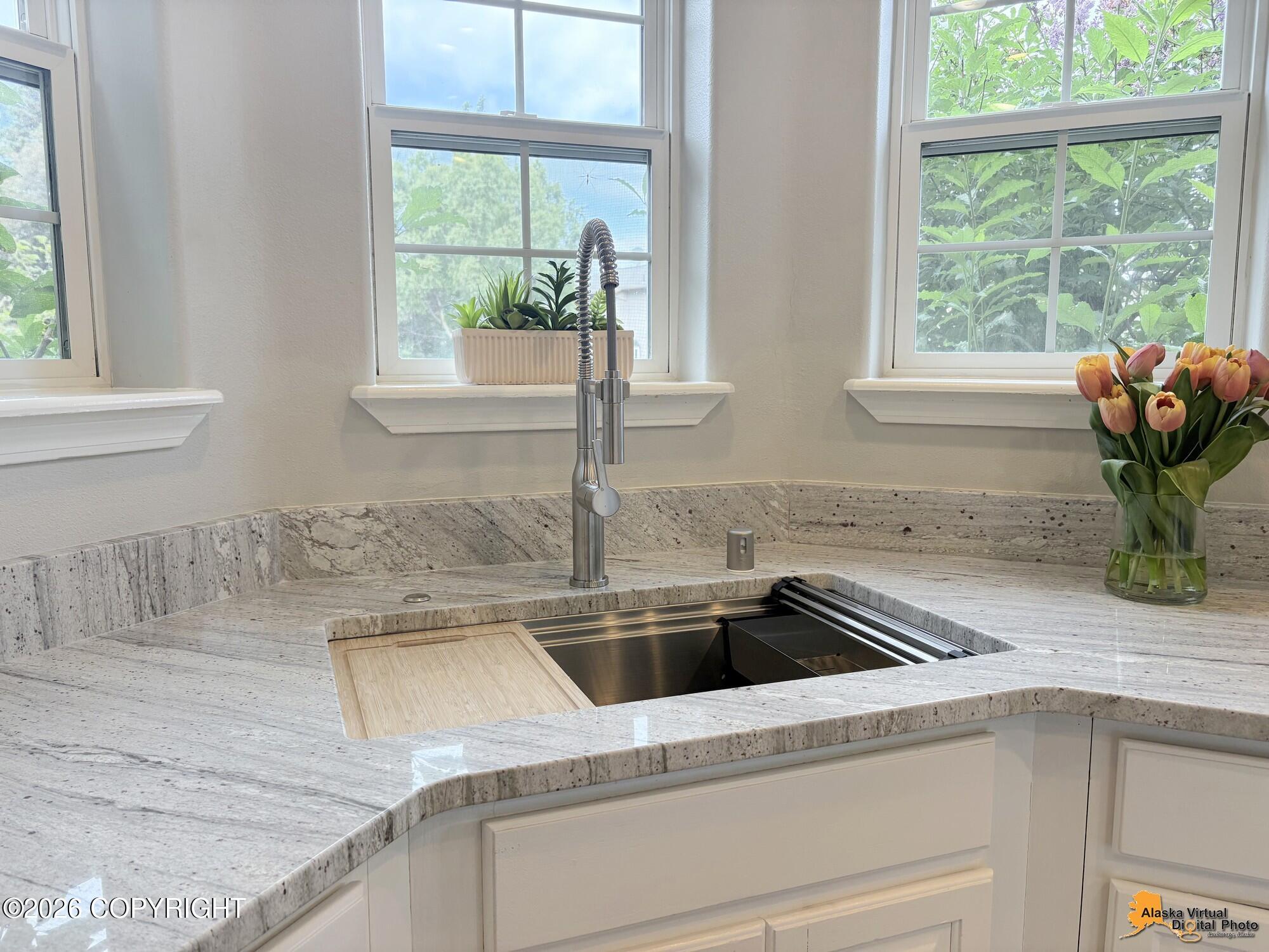 2417 Fantail Circle Property Photo 16