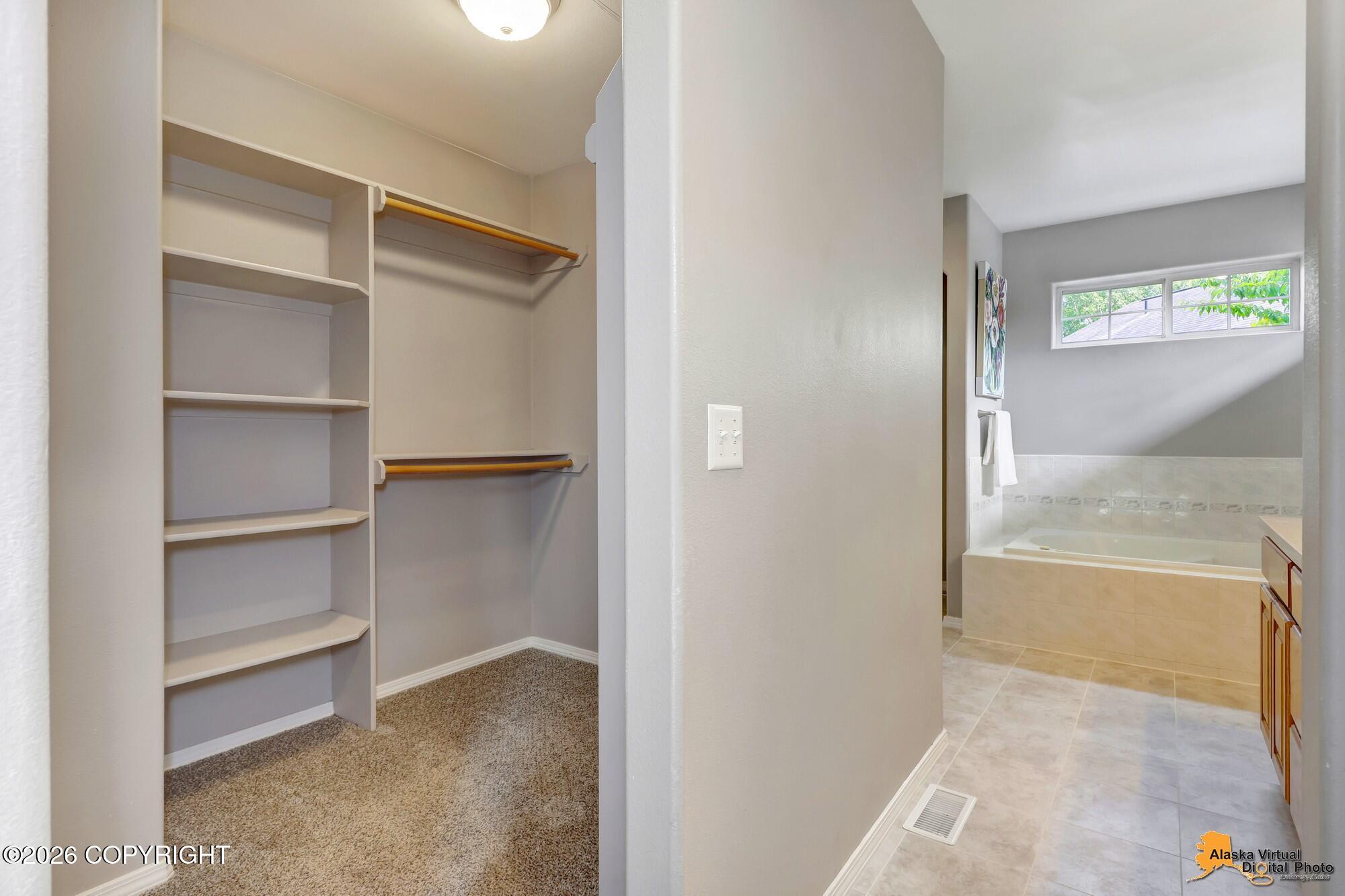 2417 Fantail Circle Property Photo 27