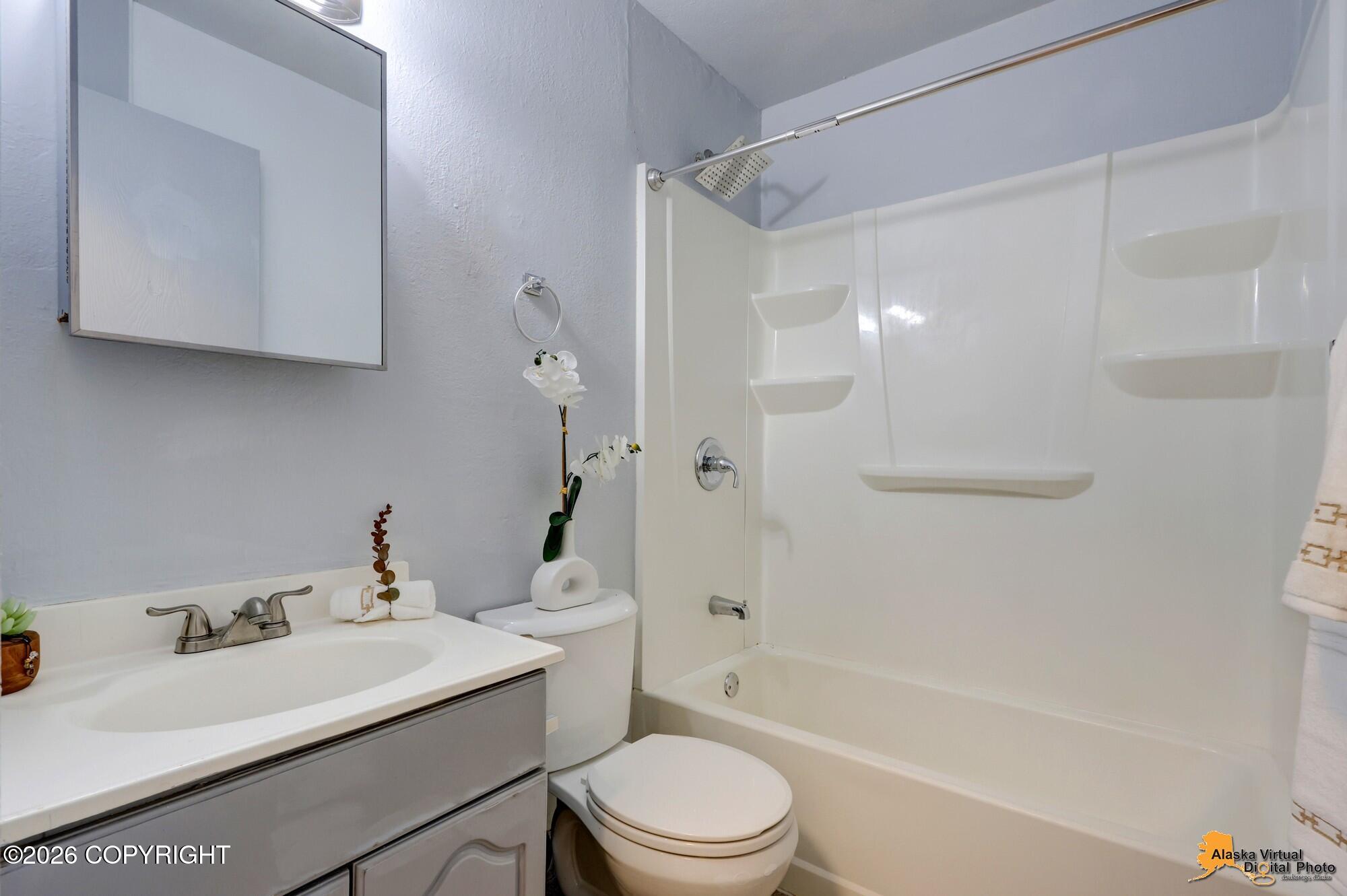 440 E 11th Avenue #b6 Property Photo 20