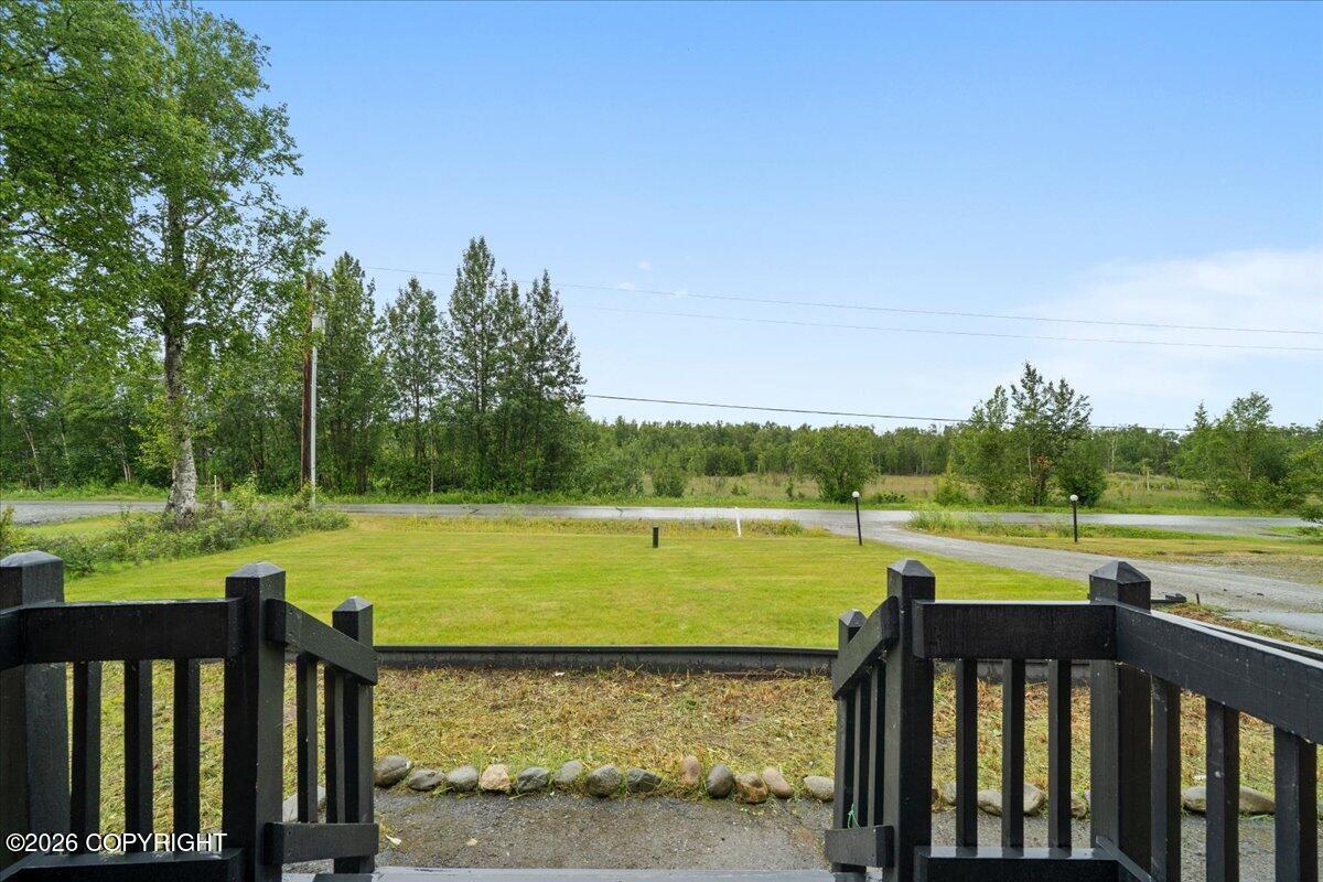 174 E Leota Street Property Photo 4
