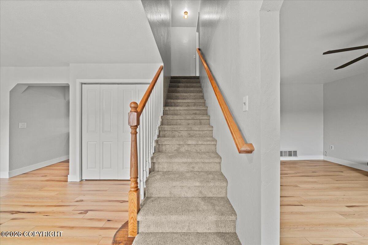 174 E Leota Street Property Photo 25