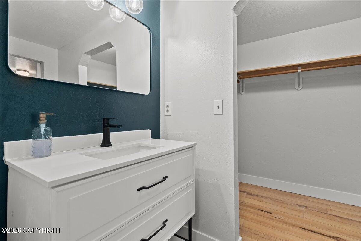 174 E Leota Street Property Photo 31