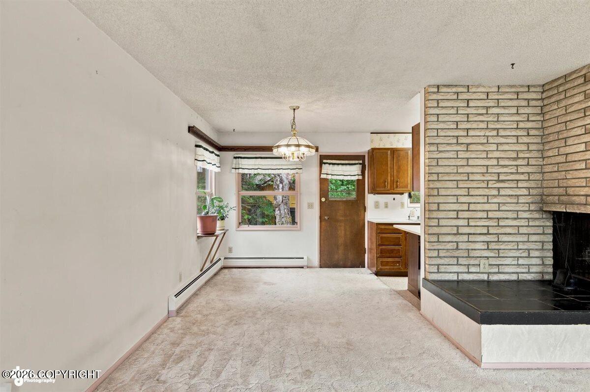 2416 Spurr Lane Property Photo 8